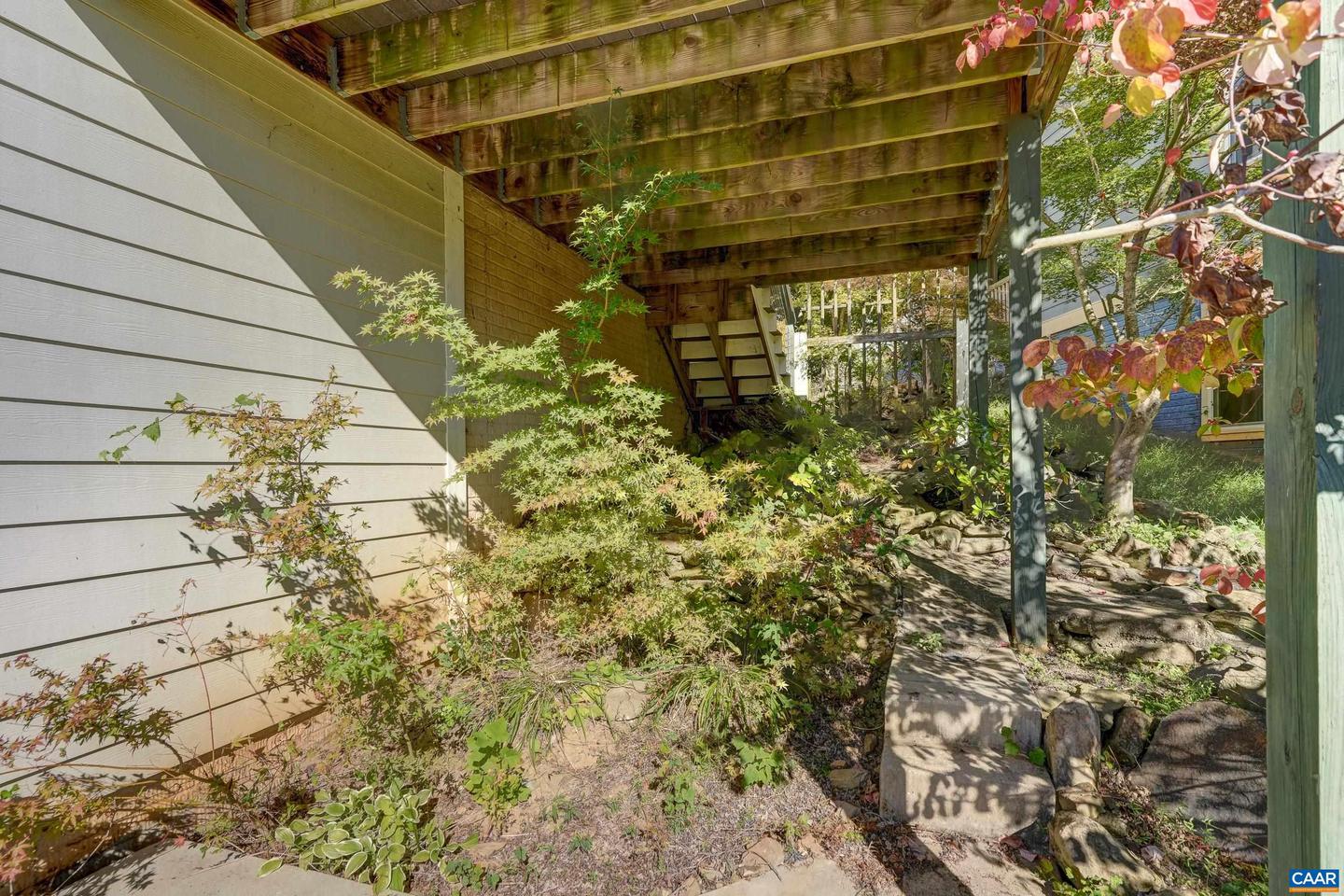 170 BAYLOR LN, CHARLOTTESVILLE, Virginia 22902, 3 Bedrooms Bedrooms, ,3 BathroomsBathrooms,Residential,For sale,170 BAYLOR LN,670065 MLS # 670065