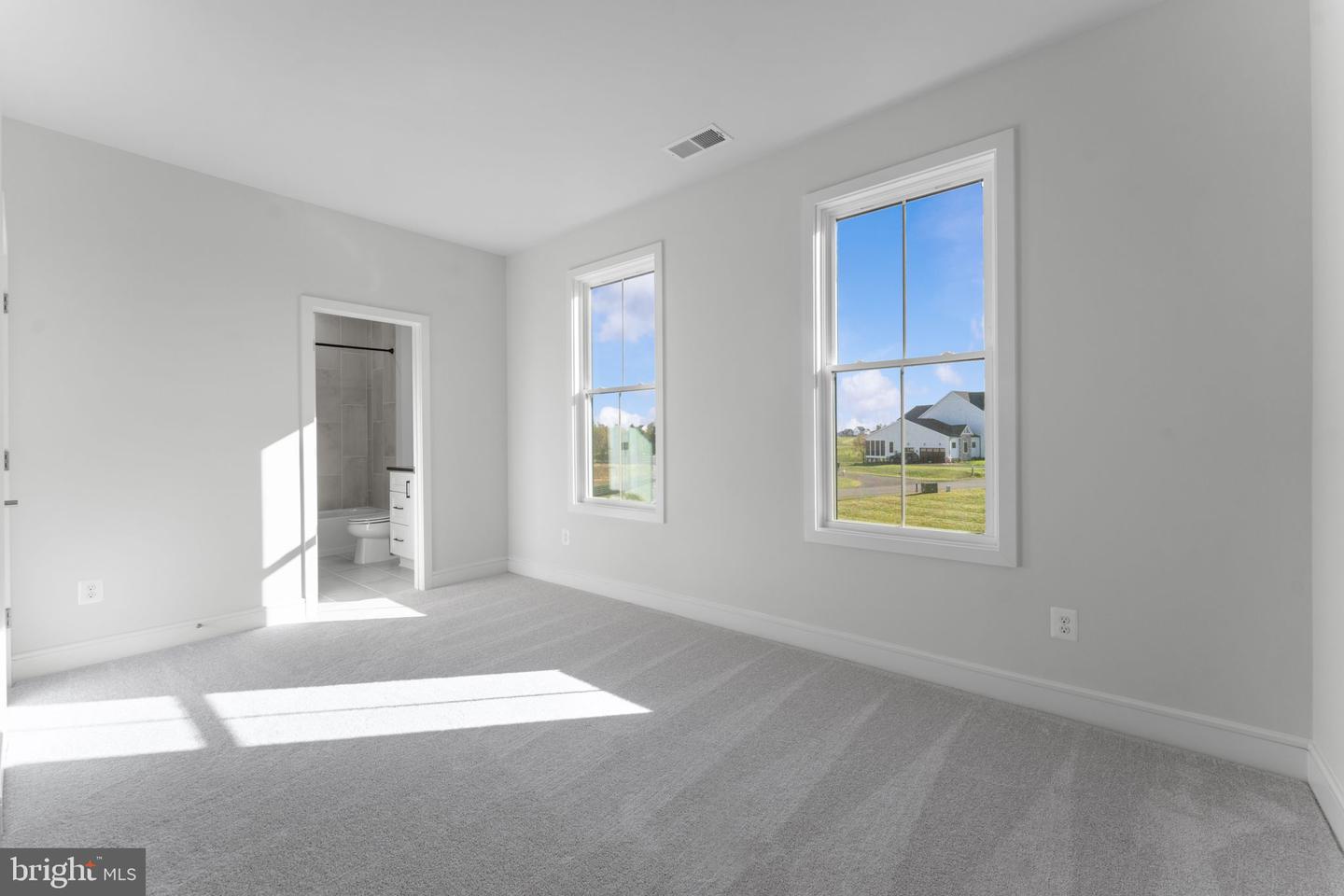 14691 FORDSON CT, PURCELLVILLE, Virginia 20132, 5 Bedrooms Bedrooms, ,4 BathroomsBathrooms,Residential,For sale,14691 FORDSON CT,VALO2109034 MLS # VALO2109034 14691 FORDSON CT, PURCELLVILLE, Virginia 20132, 5 Bedrooms Bedrooms, ,4 BathroomsBathrooms,Residential,For sale,14691 FORDSON CT,VALO2109034 MLS # VALO2109034