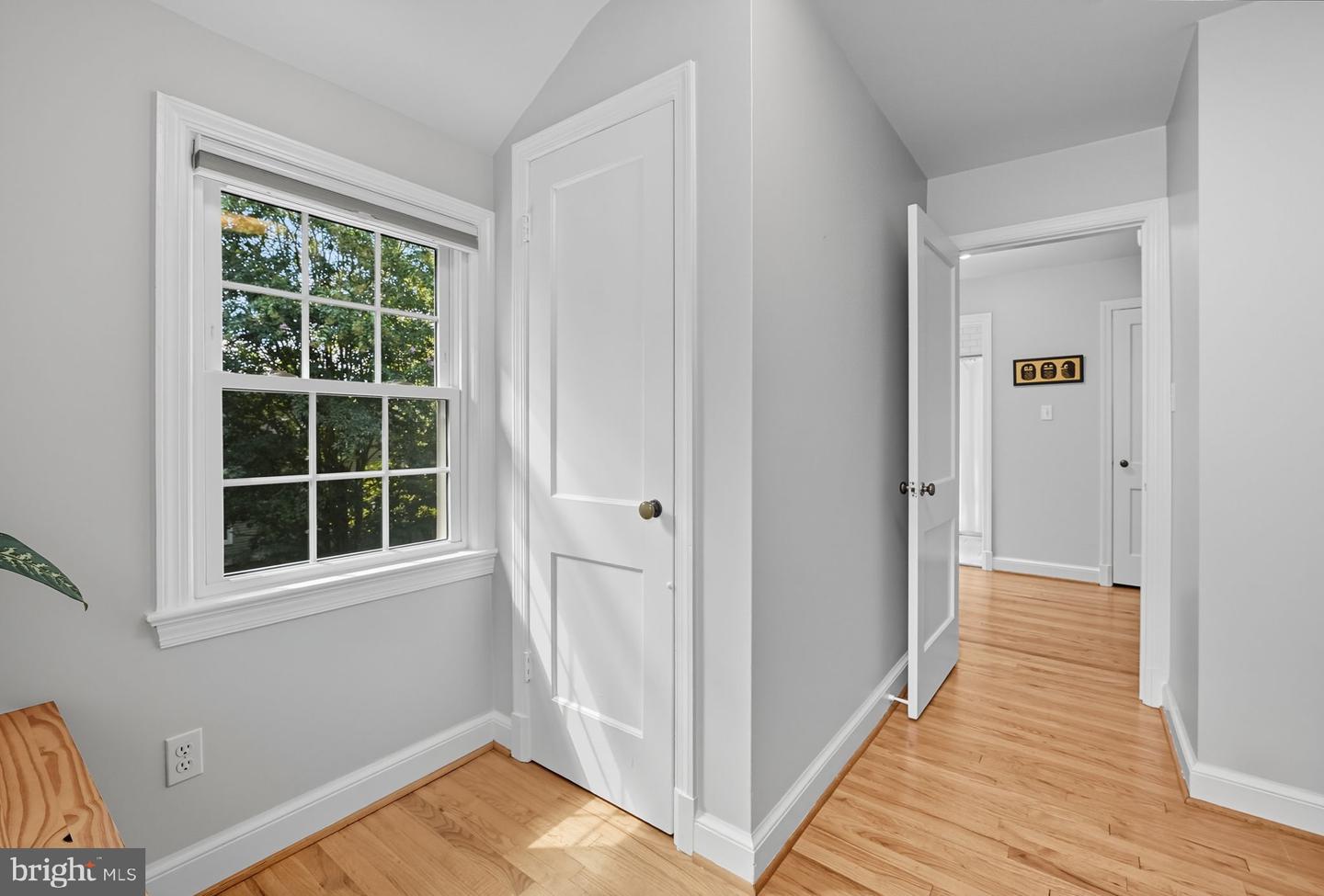 6316 26TH ST N, ARLINGTON, Virginia 22207, 3 Bedrooms Bedrooms, ,2 BathroomsBathrooms,Residential,For sale,6316 26TH ST N,VAAR2065010 MLS # VAAR2065010