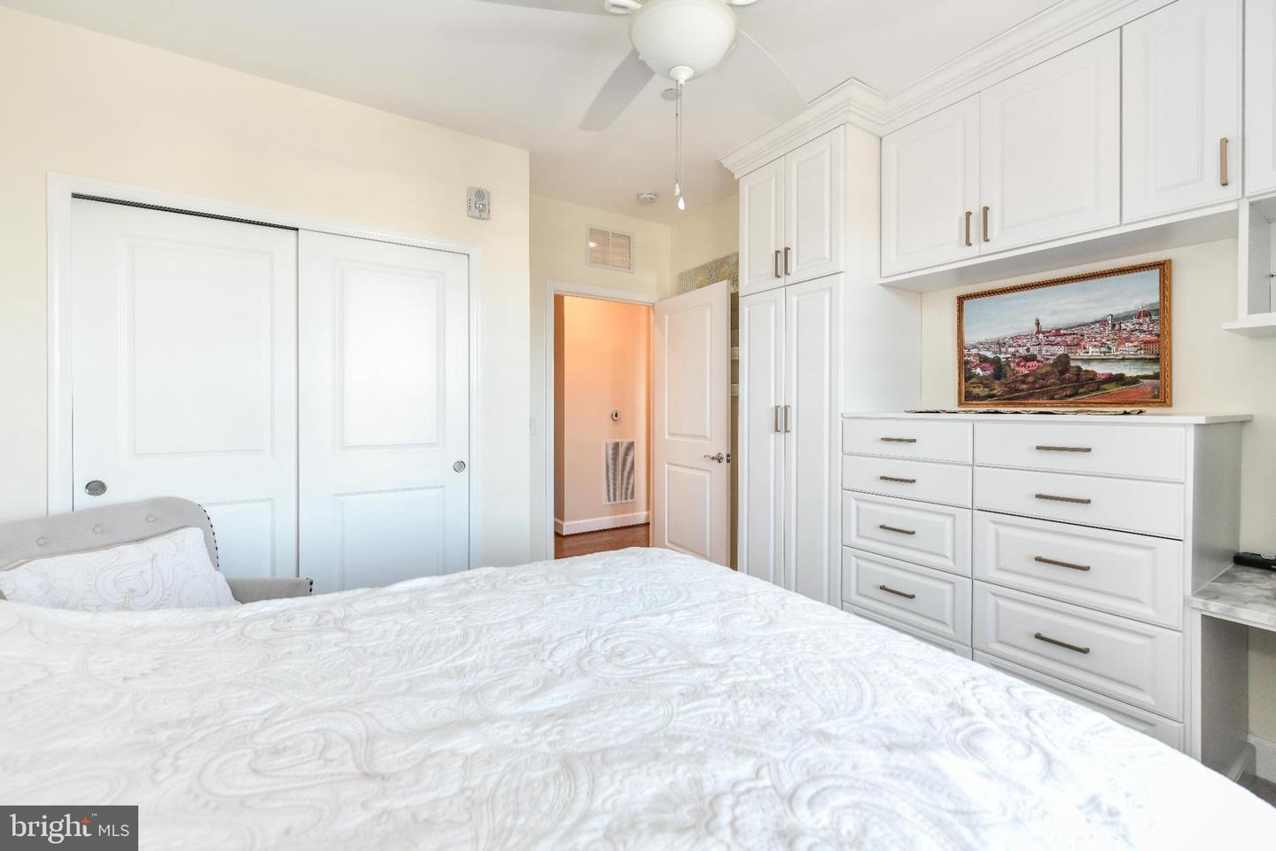 2960 VADEN DR #2-406, FAIRFAX, Virginia 22031, 2 Bedrooms Bedrooms, 4 Rooms Rooms,2 BathroomsBathrooms,Residential,For sale,2960 VADEN DR #2-406,VAFX2274800 MLS # VAFX2274800