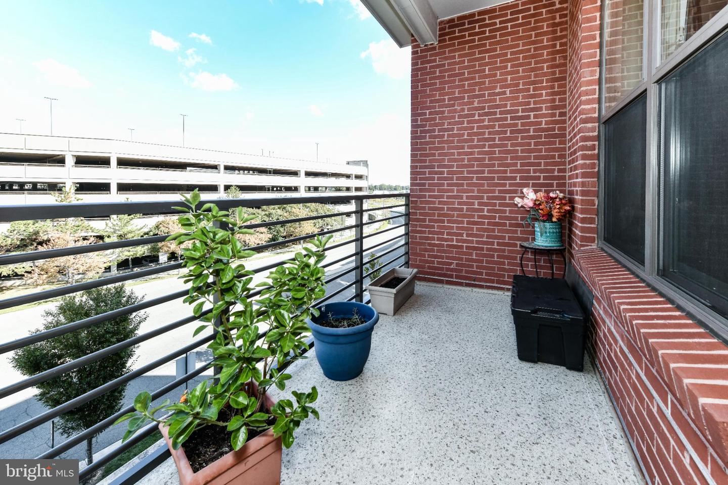 2960 VADEN DR #2-406, FAIRFAX, Virginia 22031, 2 Bedrooms Bedrooms, 4 Rooms Rooms,2 BathroomsBathrooms,Residential,For sale,2960 VADEN DR #2-406,VAFX2274800 MLS # VAFX2274800