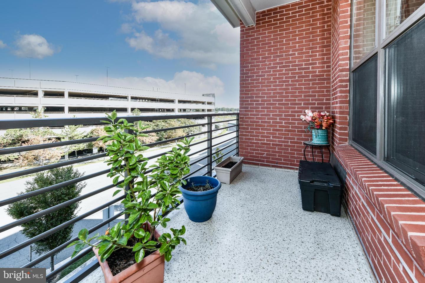 2960 VADEN DR #2-406, FAIRFAX, Virginia 22031, 2 Bedrooms Bedrooms, 4 Rooms Rooms,2 BathroomsBathrooms,Residential,For sale,2960 VADEN DR #2-406,VAFX2274800 MLS # VAFX2274800