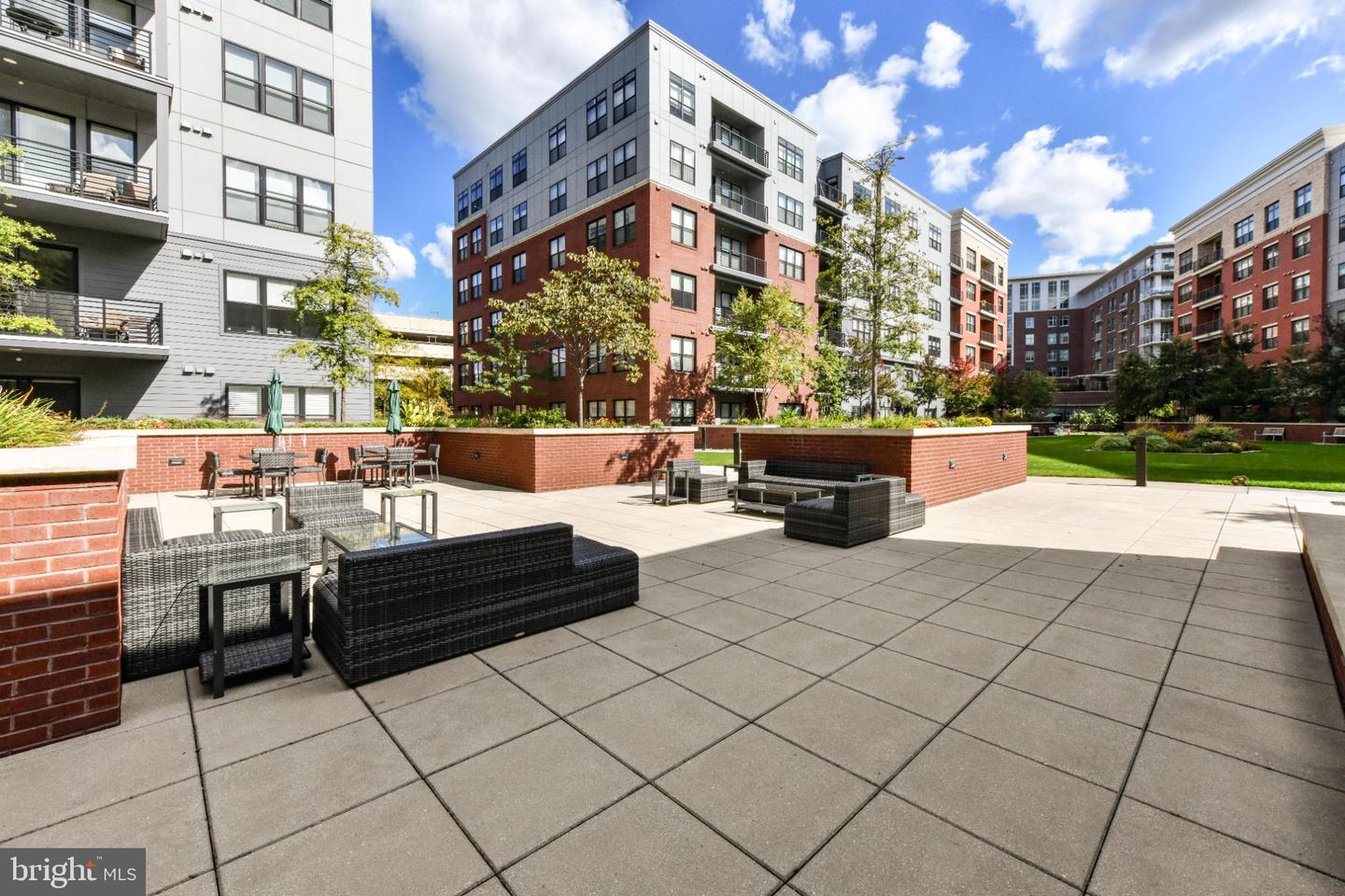 2960 VADEN DR #2-406, FAIRFAX, Virginia 22031, 2 Bedrooms Bedrooms, 4 Rooms Rooms,2 BathroomsBathrooms,Residential,For sale,2960 VADEN DR #2-406,VAFX2274800 MLS # VAFX2274800