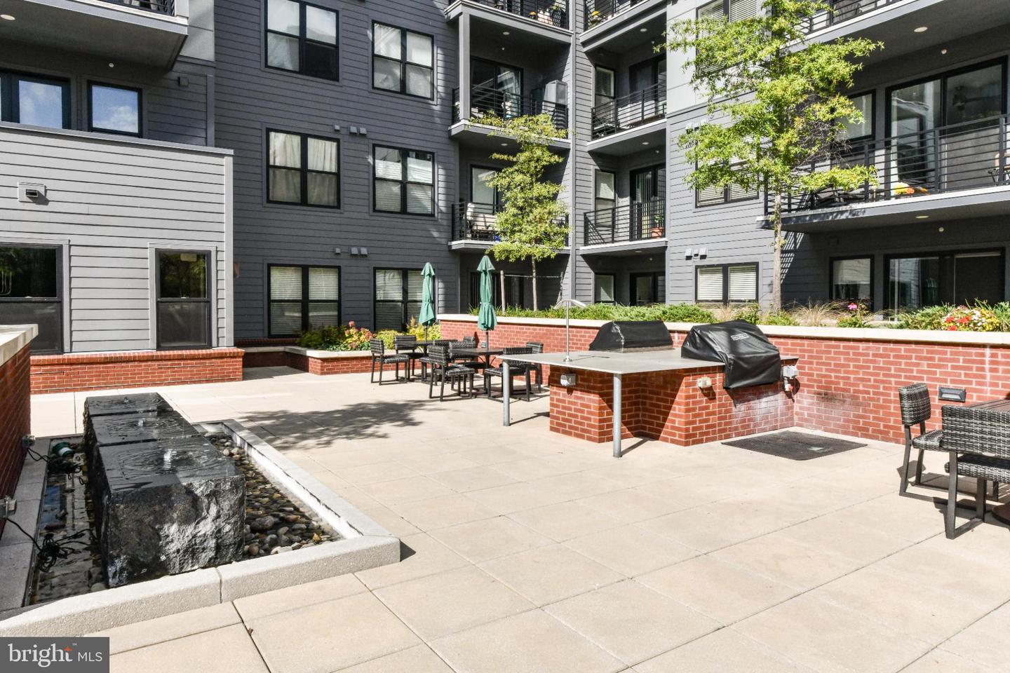2960 VADEN DR #2-406, FAIRFAX, Virginia 22031, 2 Bedrooms Bedrooms, 4 Rooms Rooms,2 BathroomsBathrooms,Residential,For sale,2960 VADEN DR #2-406,VAFX2274800 MLS # VAFX2274800