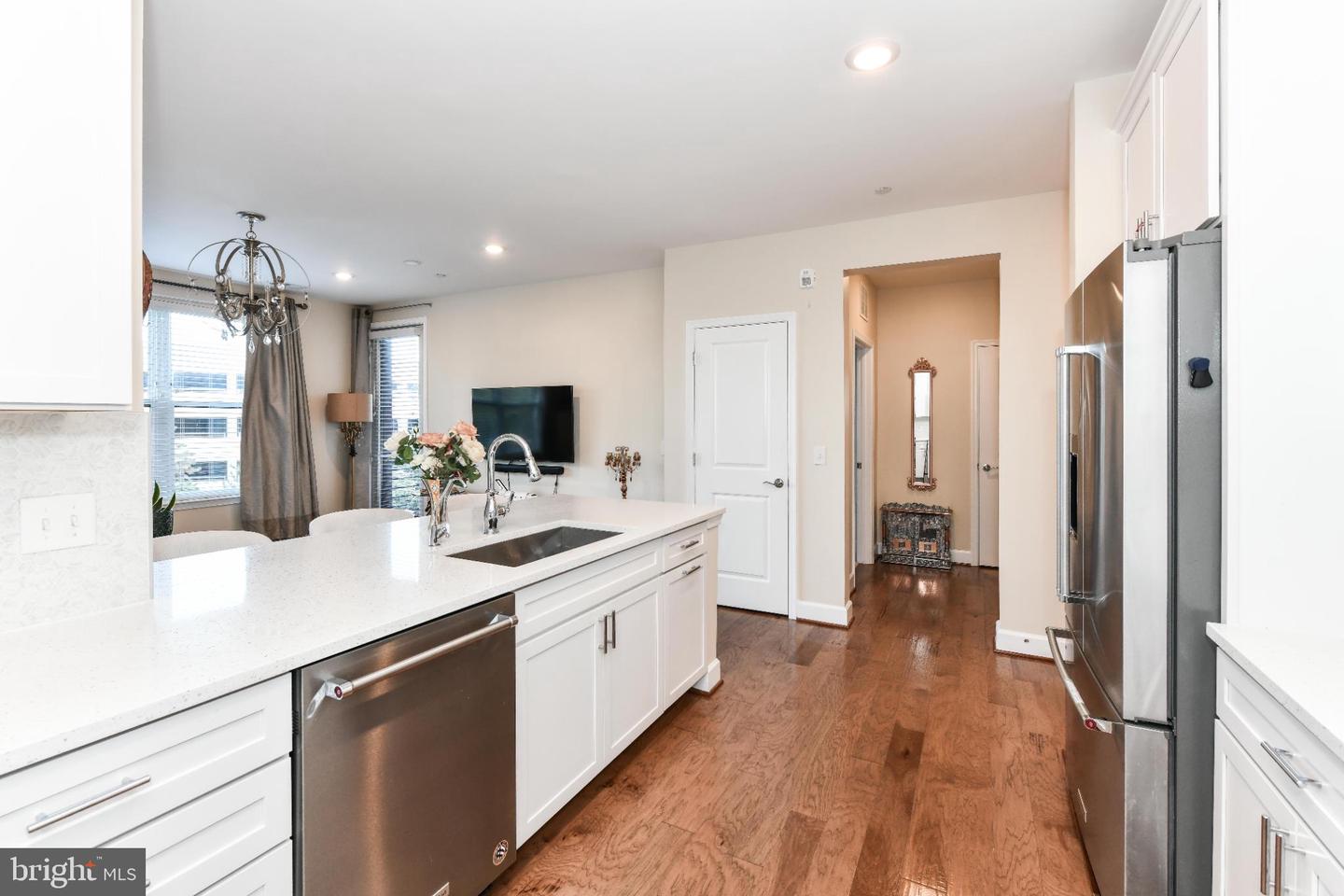 2960 VADEN DR #2-406, FAIRFAX, Virginia 22031, 2 Bedrooms Bedrooms, 4 Rooms Rooms,2 BathroomsBathrooms,Residential,For sale,2960 VADEN DR #2-406,VAFX2274800 MLS # VAFX2274800