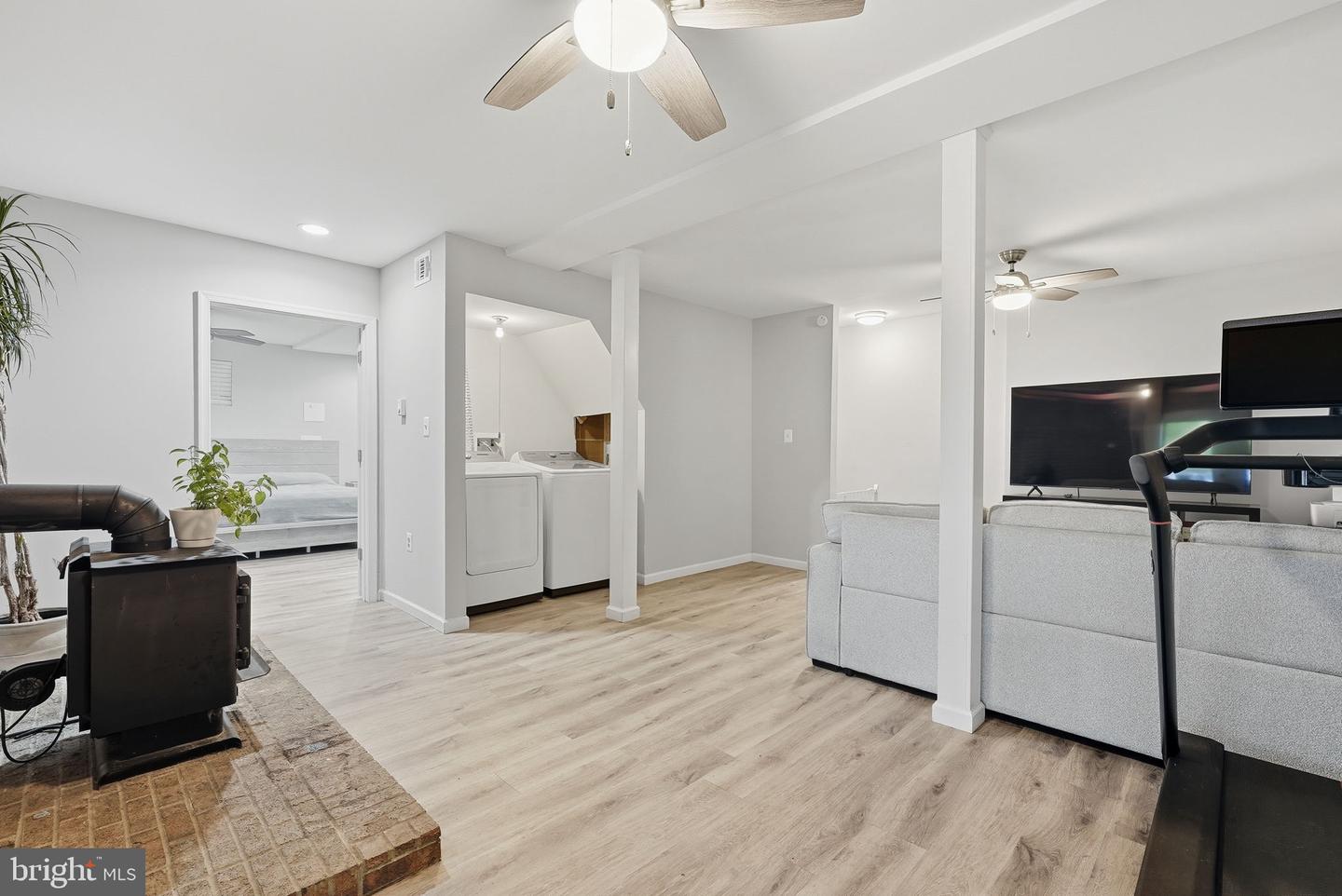 1403 MERCER RD, HAYMARKET, Virginia 20169, 3 Bedrooms Bedrooms, ,2 BathroomsBathrooms,Residential,For sale,1403 MERCER RD,VAPW2106148 MLS # VAPW2106148