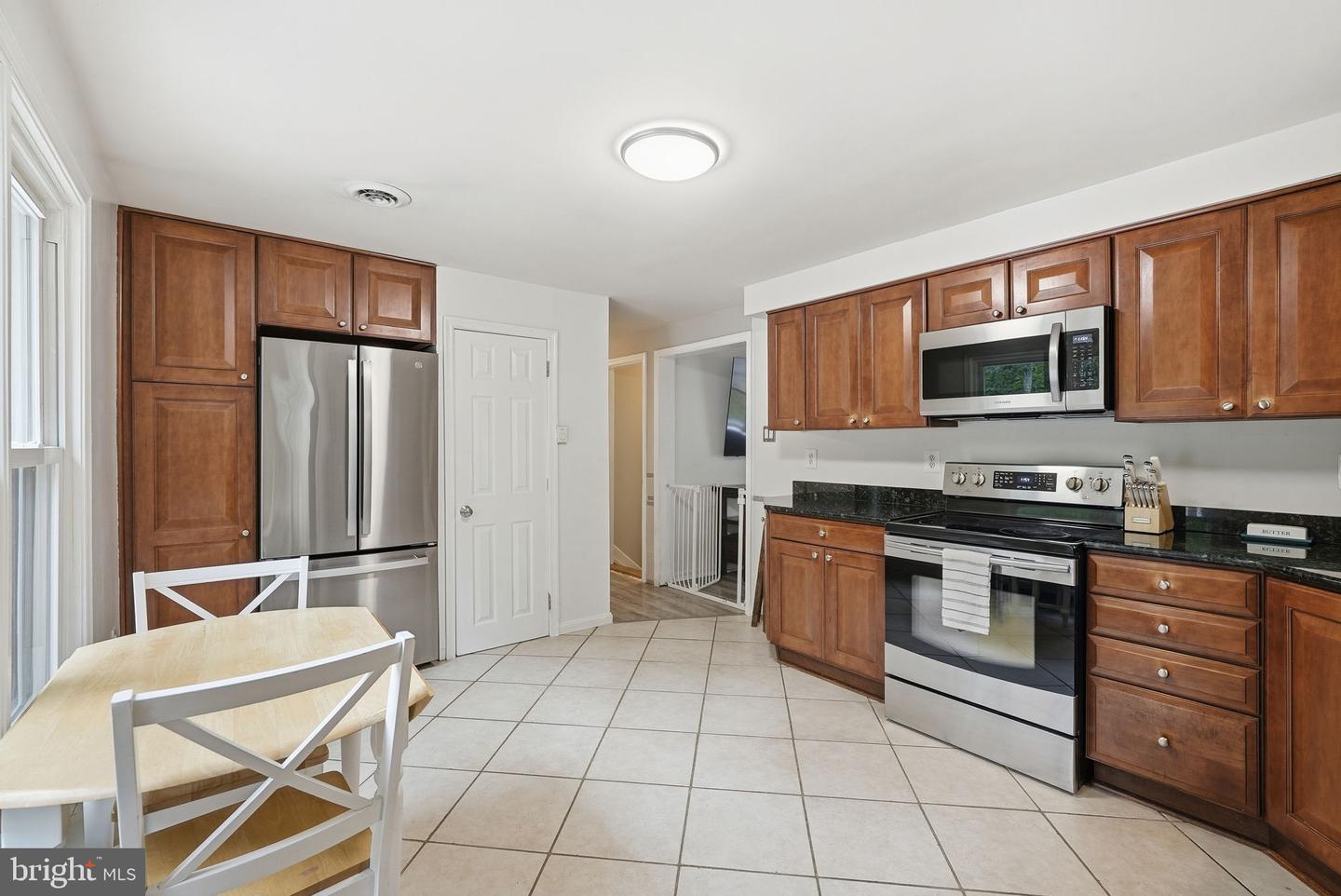 1403 MERCER RD, HAYMARKET, Virginia 20169, 3 Bedrooms Bedrooms, ,2 BathroomsBathrooms,Residential,For sale,1403 MERCER RD,VAPW2106148 MLS # VAPW2106148