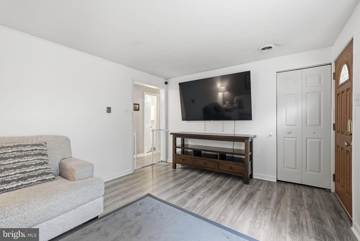 1403 MERCER RD, HAYMARKET, Virginia 20169, 3 Bedrooms Bedrooms, ,2 BathroomsBathrooms,Residential,For sale,1403 MERCER RD,VAPW2106148 MLS # VAPW2106148