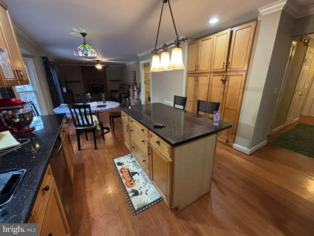 325 SANDY RIDGE RD, FREDERICKSBURG, Virginia 22405, 4 Bedrooms Bedrooms, 6 Rooms Rooms,3 BathroomsBathrooms,Residential,For sale,325 SANDY RIDGE RD,VAST2043558 MLS # VAST2043558
