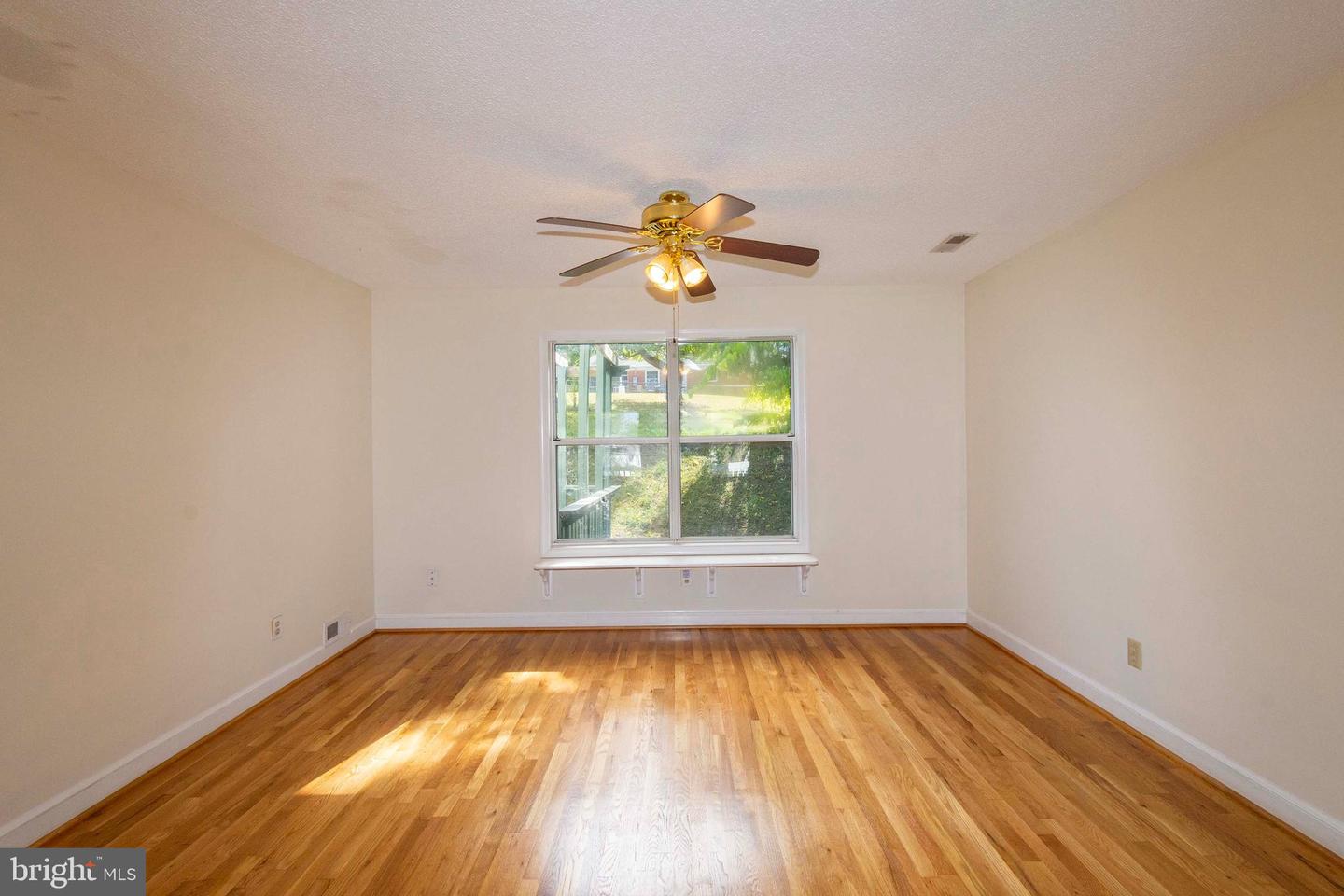 656 ROCKY KNOLL ARCH, CULPEPER, Virginia 22701, 4 Bedrooms Bedrooms, ,2 BathroomsBathrooms,Residential,For sale,656 ROCKY KNOLL ARCH,VACU2011814 MLS # VACU2011814