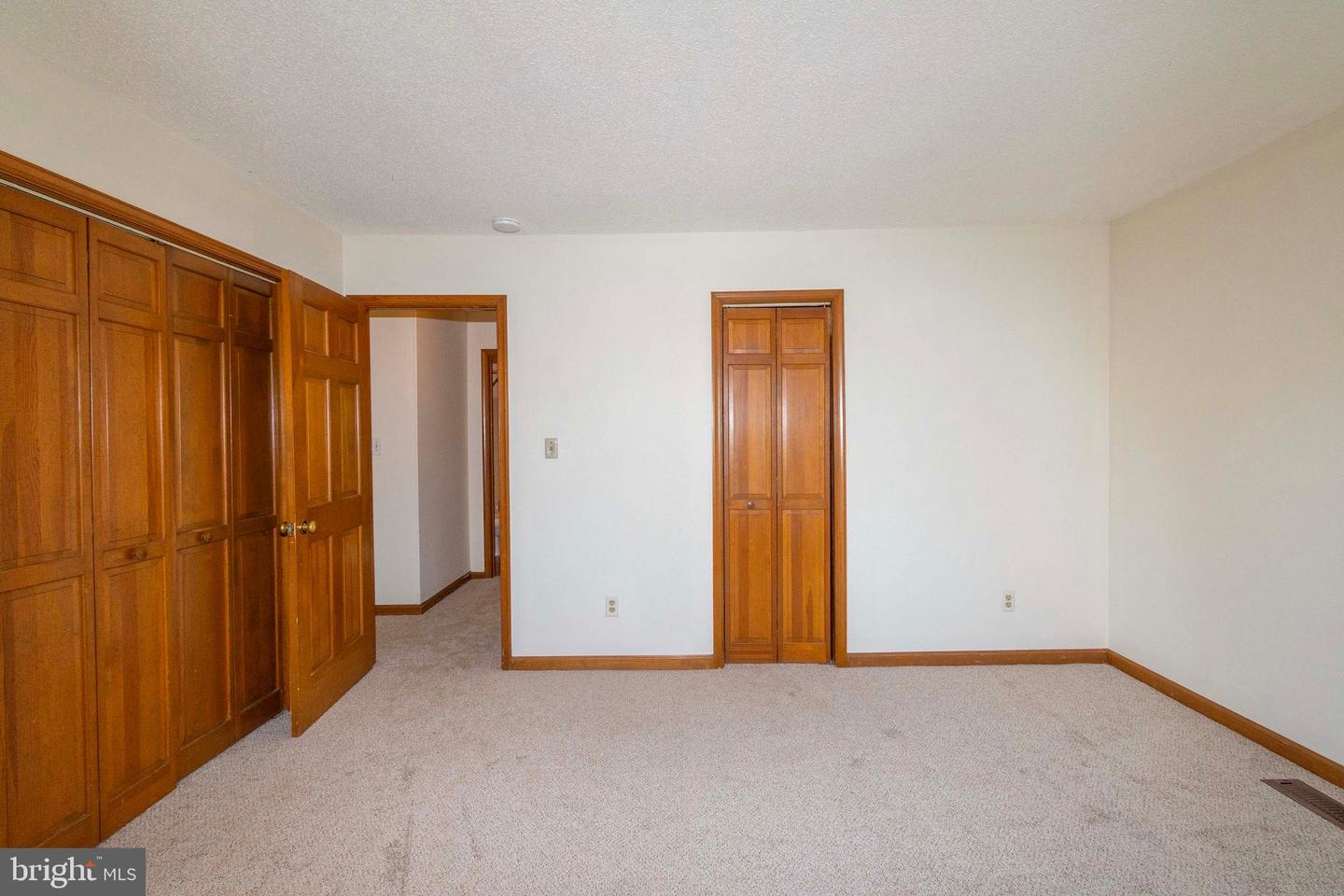 656 ROCKY KNOLL ARCH, CULPEPER, Virginia 22701, 4 Bedrooms Bedrooms, ,2 BathroomsBathrooms,Residential,For sale,656 ROCKY KNOLL ARCH,VACU2011814 MLS # VACU2011814