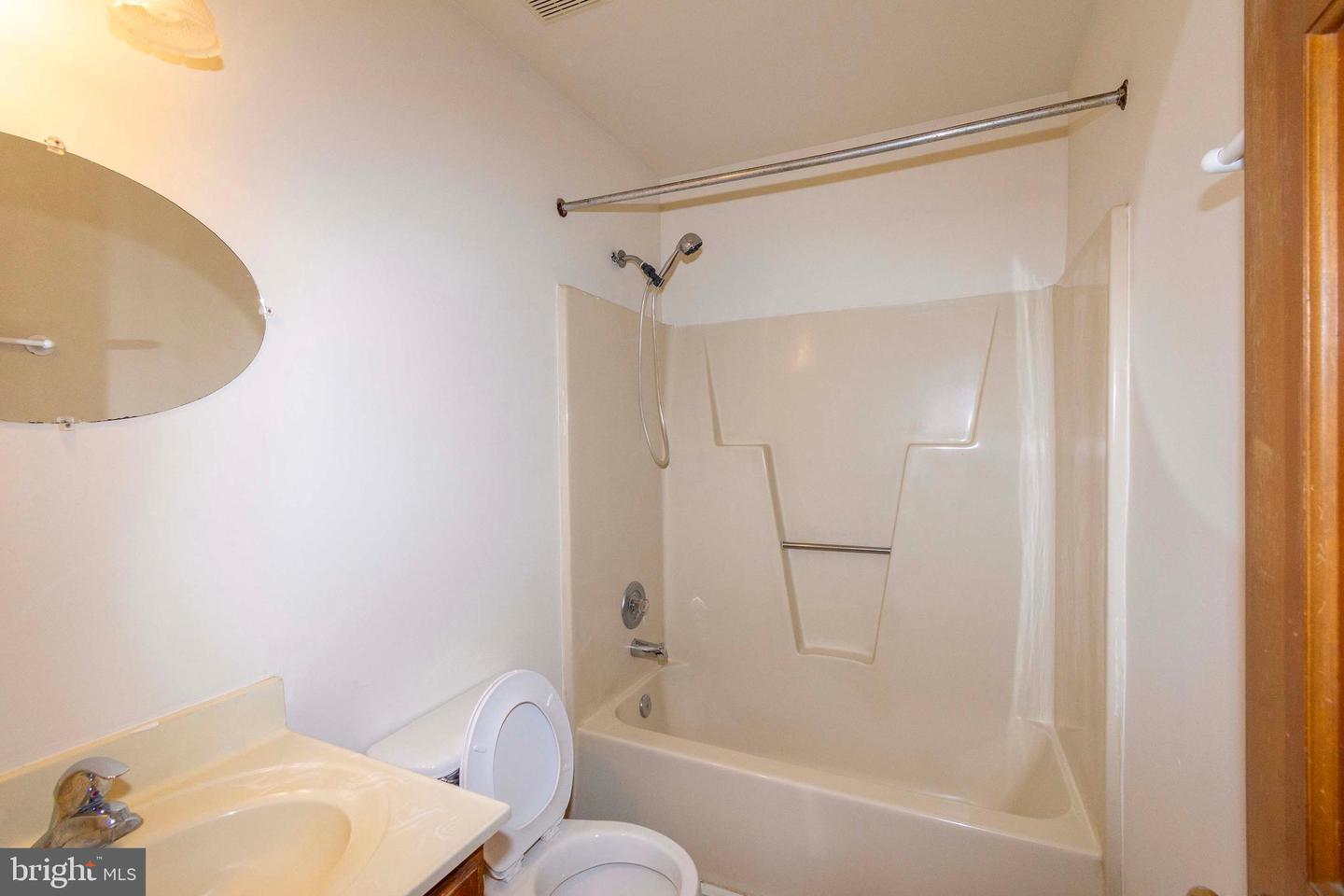 656 ROCKY KNOLL ARCH, CULPEPER, Virginia 22701, 4 Bedrooms Bedrooms, ,2 BathroomsBathrooms,Residential,For sale,656 ROCKY KNOLL ARCH,VACU2011814 MLS # VACU2011814