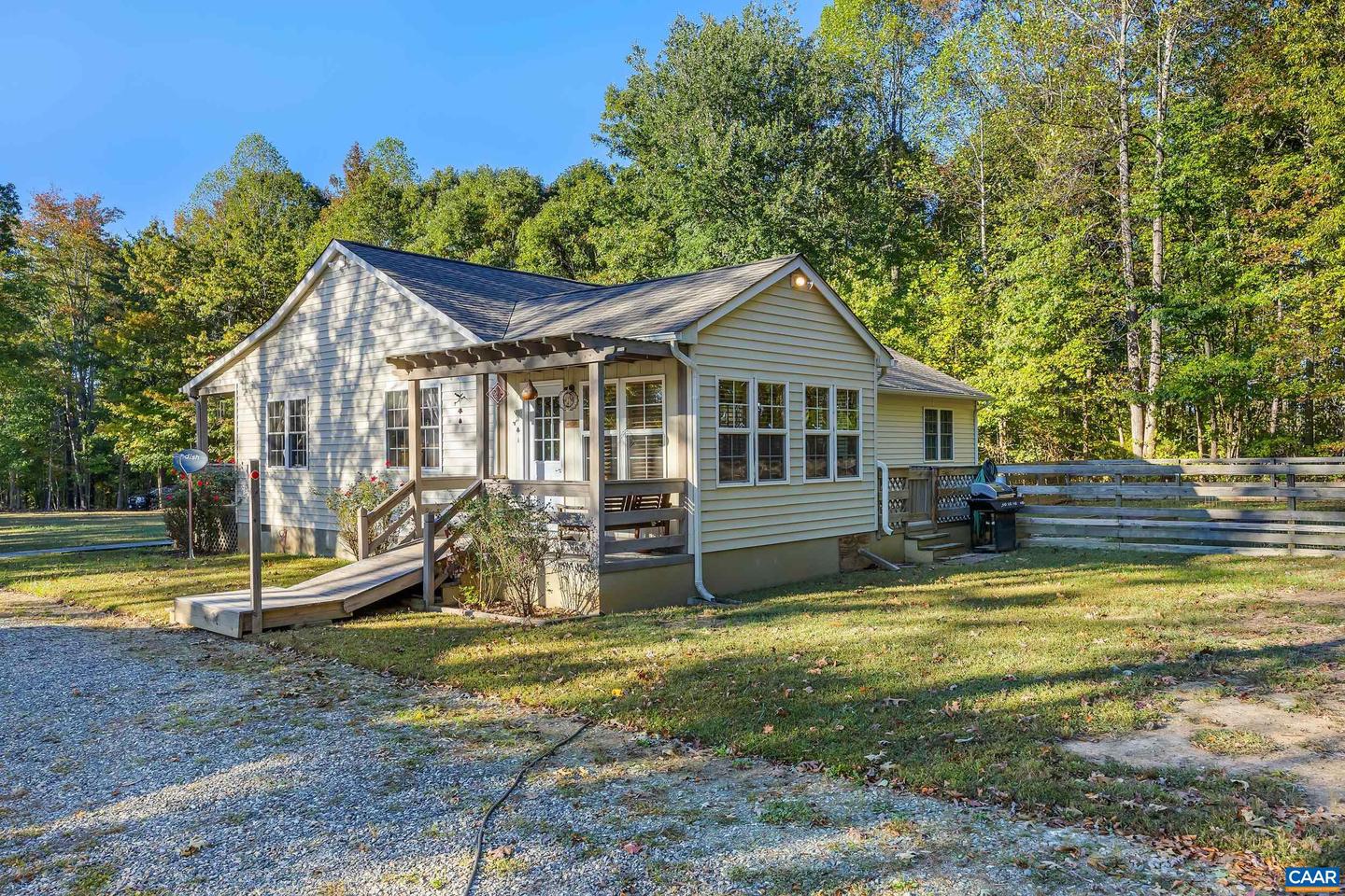 1211 TISDALE RD, LOUISA, Virginia 23093, 3 Bedrooms Bedrooms, ,3 BathroomsBathrooms,Residential,For sale,1211 TISDALE RD,670092 MLS # 670092