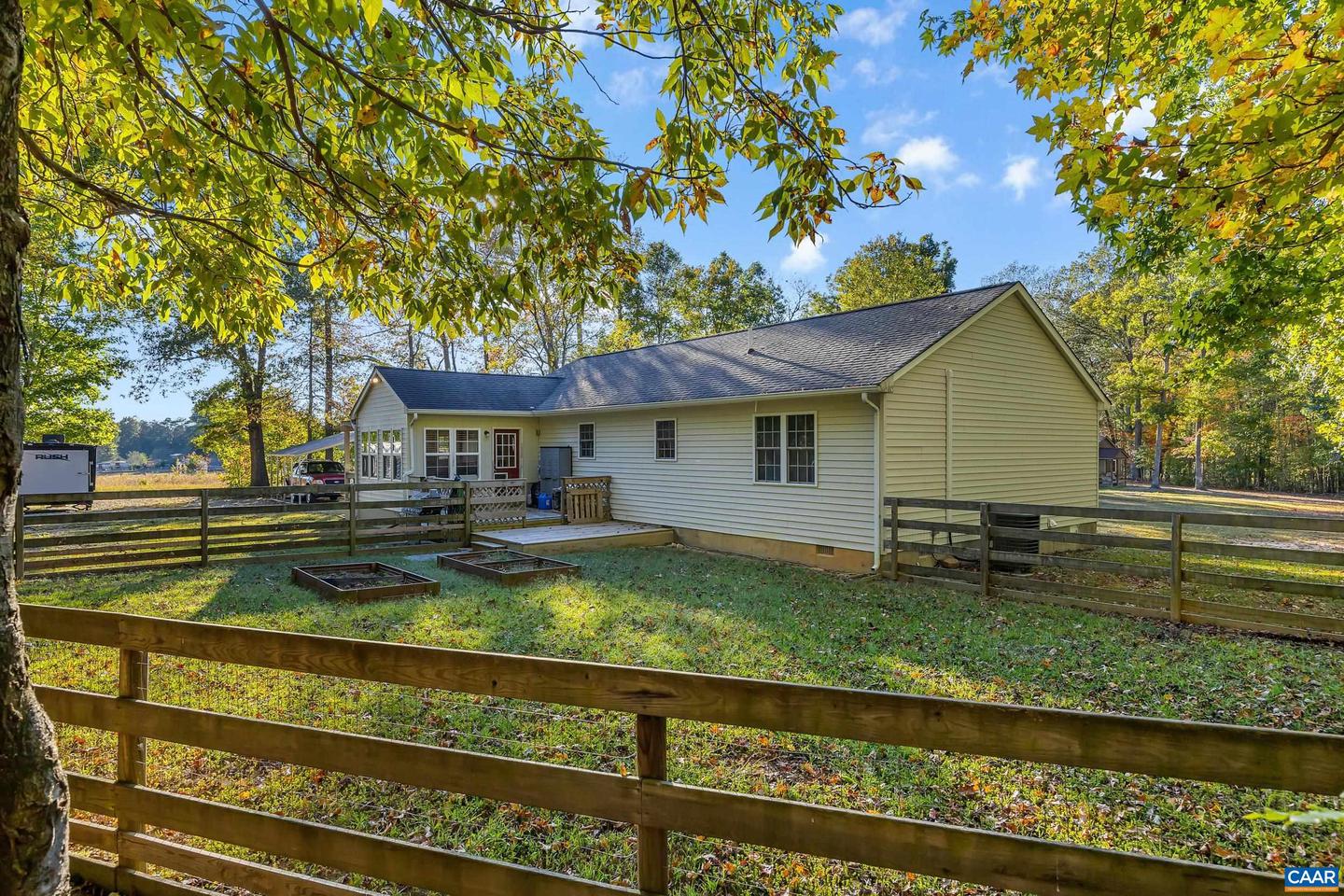 1211 TISDALE RD, LOUISA, Virginia 23093, 3 Bedrooms Bedrooms, ,3 BathroomsBathrooms,Residential,For sale,1211 TISDALE RD,670092 MLS # 670092