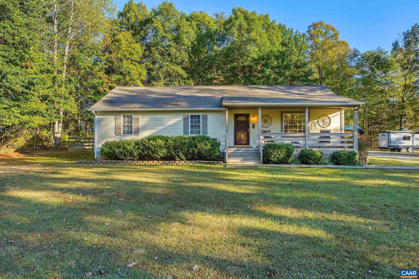 1211 TISDALE RD, LOUISA, Virginia 23093, 3 Bedrooms Bedrooms, ,3 BathroomsBathrooms,Residential,For sale,1211 TISDALE RD,670092 MLS # 670092