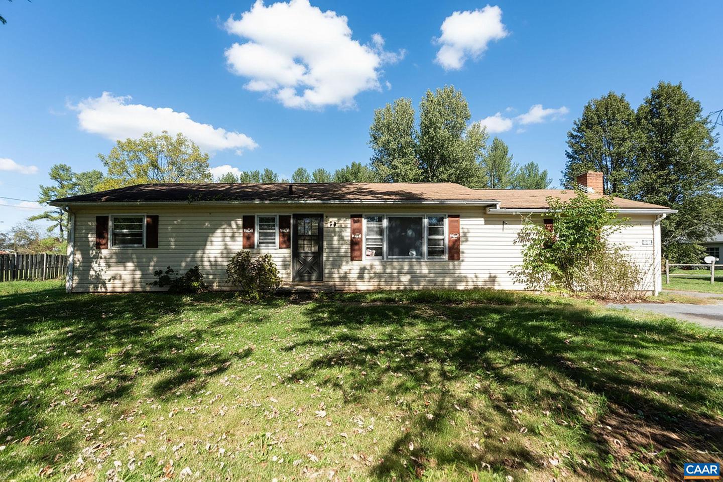 74 KINGSWOOD CT, LYNDHURST, Virginia 22952, 3 Bedrooms Bedrooms, ,1 BathroomBathrooms,Residential,For sale,74 KINGSWOOD CT,670094 MLS # 670094
