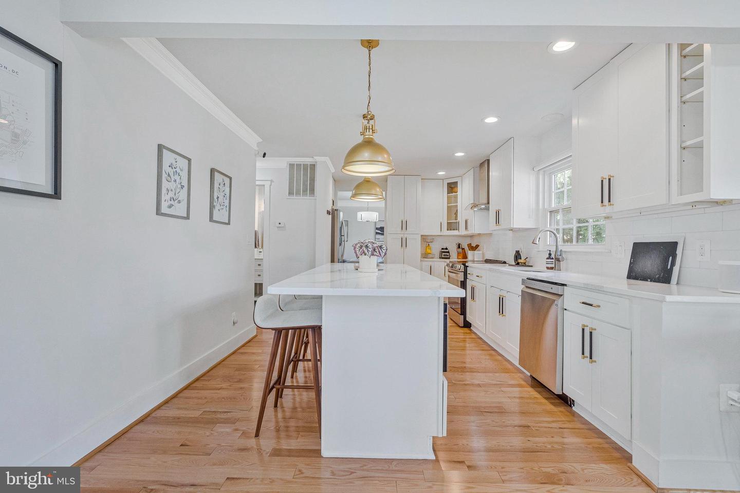 11 COLOMA CT, STERLING, Virginia 20164, 4 Bedrooms Bedrooms, ,3 BathroomsBathrooms,Residential,For sale,11 COLOMA CT,VALO2109082 MLS # VALO2109082