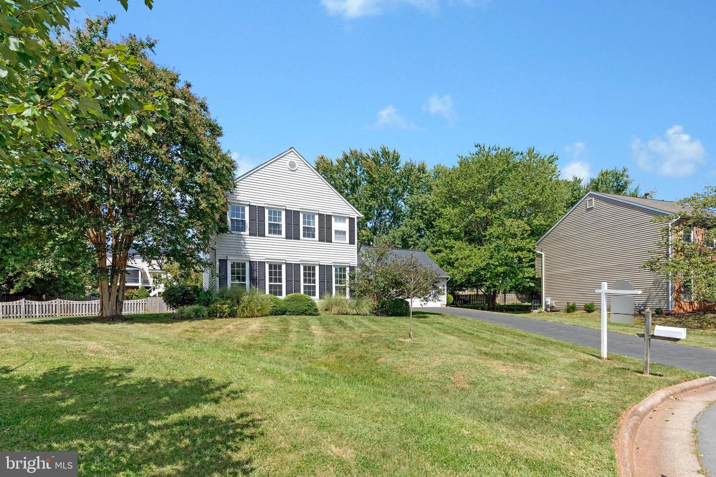 11 COLOMA CT, STERLING, Virginia 20164, 4 Bedrooms Bedrooms, ,3 BathroomsBathrooms,Residential,For sale,11 COLOMA CT,VALO2109082 MLS # VALO2109082