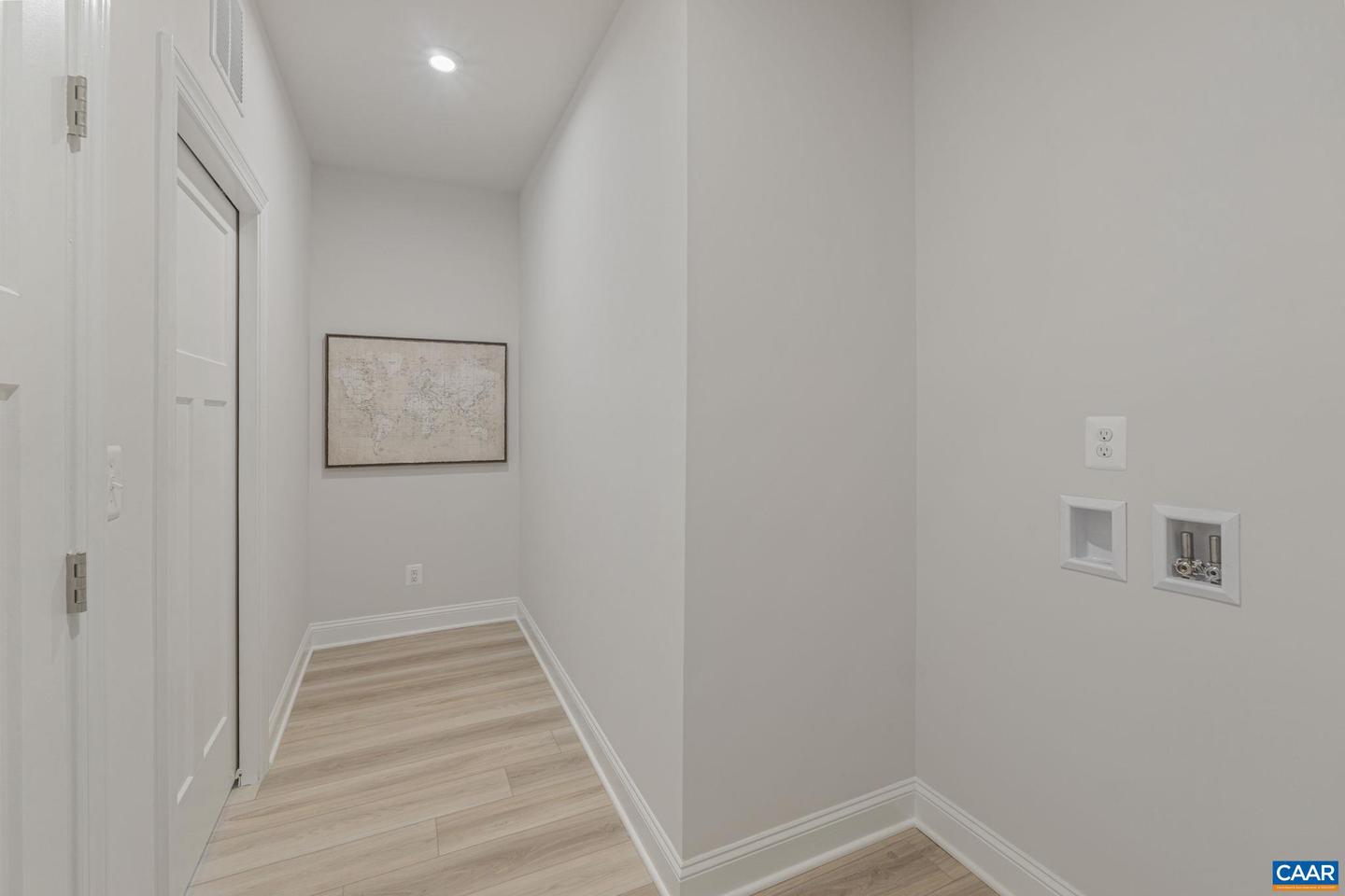 J-19 SWEET BAY TERR, ZION CROSSROADS, Virginia 22942, 3 Bedrooms Bedrooms, ,2 BathroomsBathrooms,Residential,For sale,J-19 SWEET BAY TERR,670100 MLS # 670100
