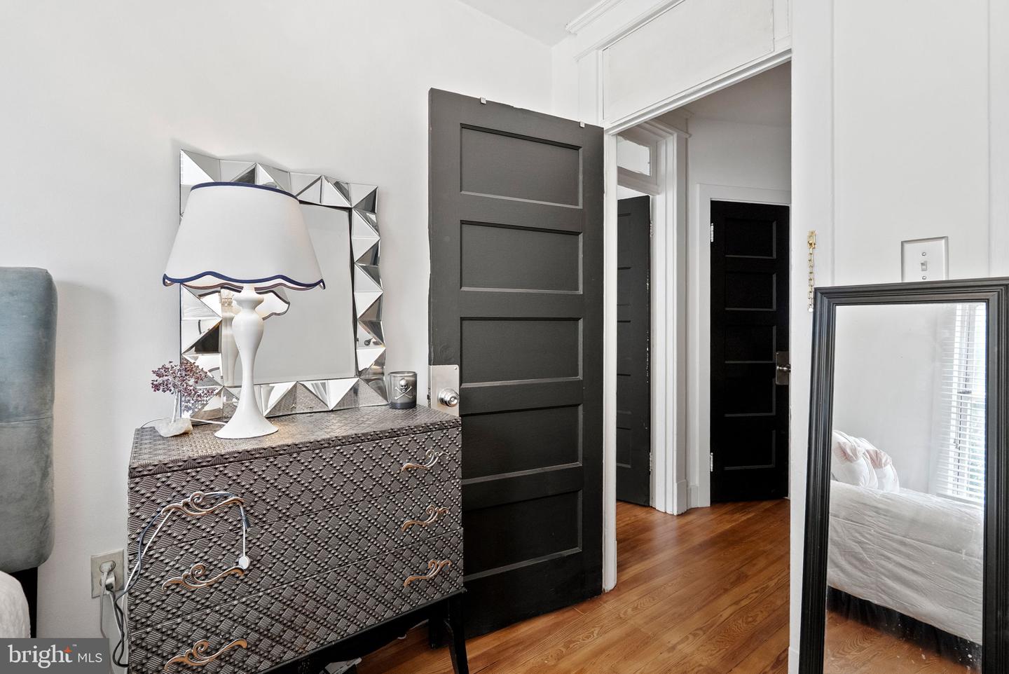 939 15TH ST SE, WASHINGTON, District Of Columbia 20003, 3 Bedrooms Bedrooms, ,1 BathroomBathrooms,Residential,For sale,939 15TH ST SE,DCDC2227486 MLS # DCDC2227486