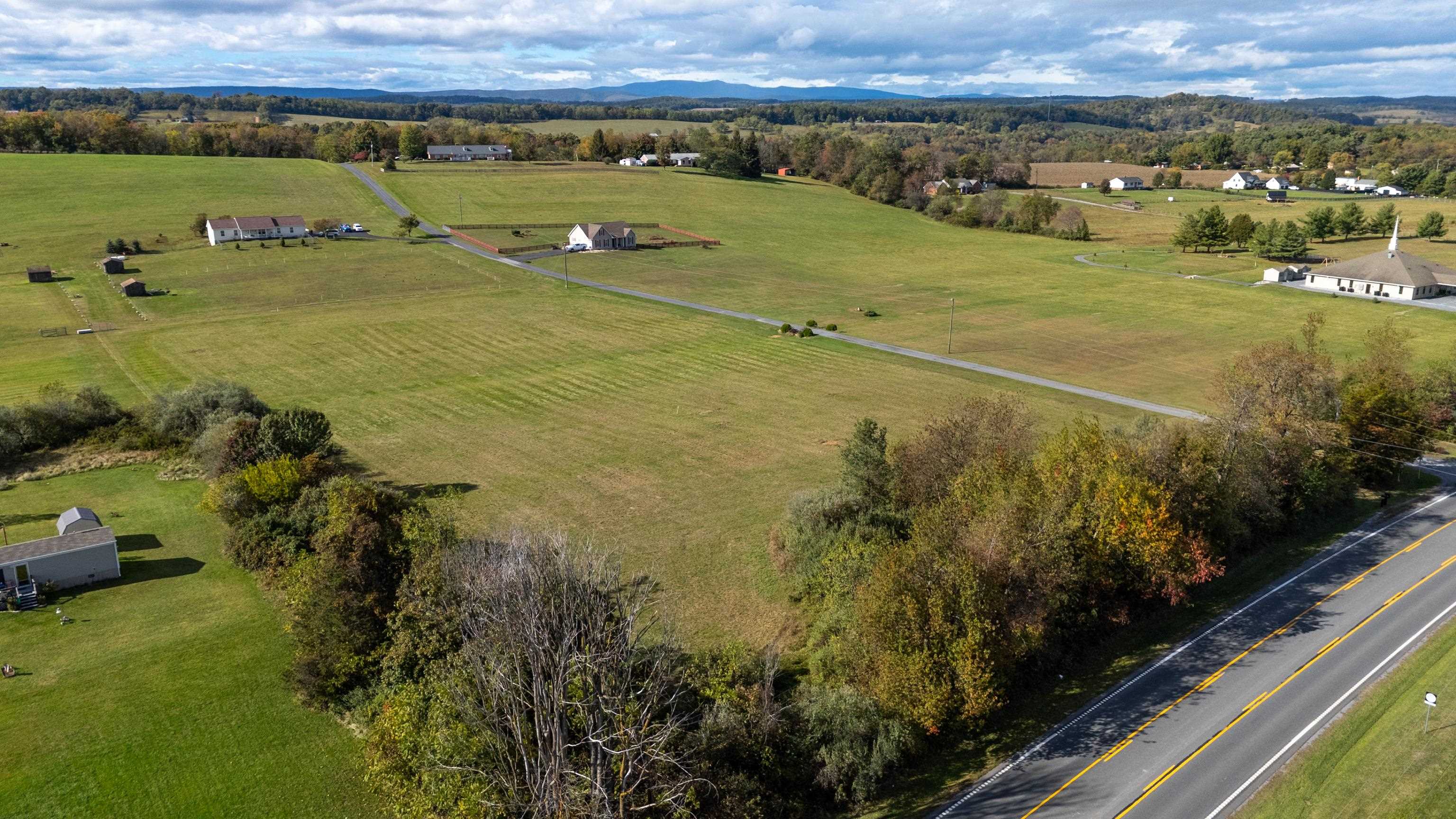 TBD SUNNYSIDE DR, GREENVILLE, Virginia 24440, ,Land,TBD SUNNYSIDE DR,670112 MLS # 670112
