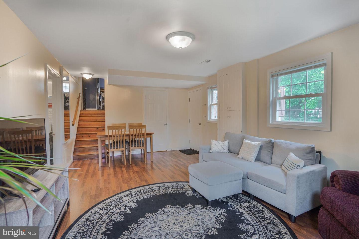 7039 CALAMO ST, SPRINGFIELD, Virginia 22150, 4 Bedrooms Bedrooms, ,2 BathroomsBathrooms,Residential,For sale,7039 CALAMO ST,VAFX2239406 MLS # VAFX2239406