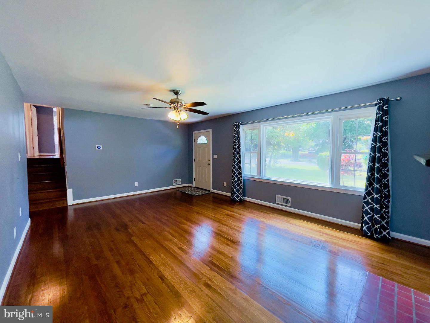 7039 CALAMO ST, SPRINGFIELD, Virginia 22150, 4 Bedrooms Bedrooms, ,2 BathroomsBathrooms,Residential,For sale,7039 CALAMO ST,VAFX2239406 MLS # VAFX2239406