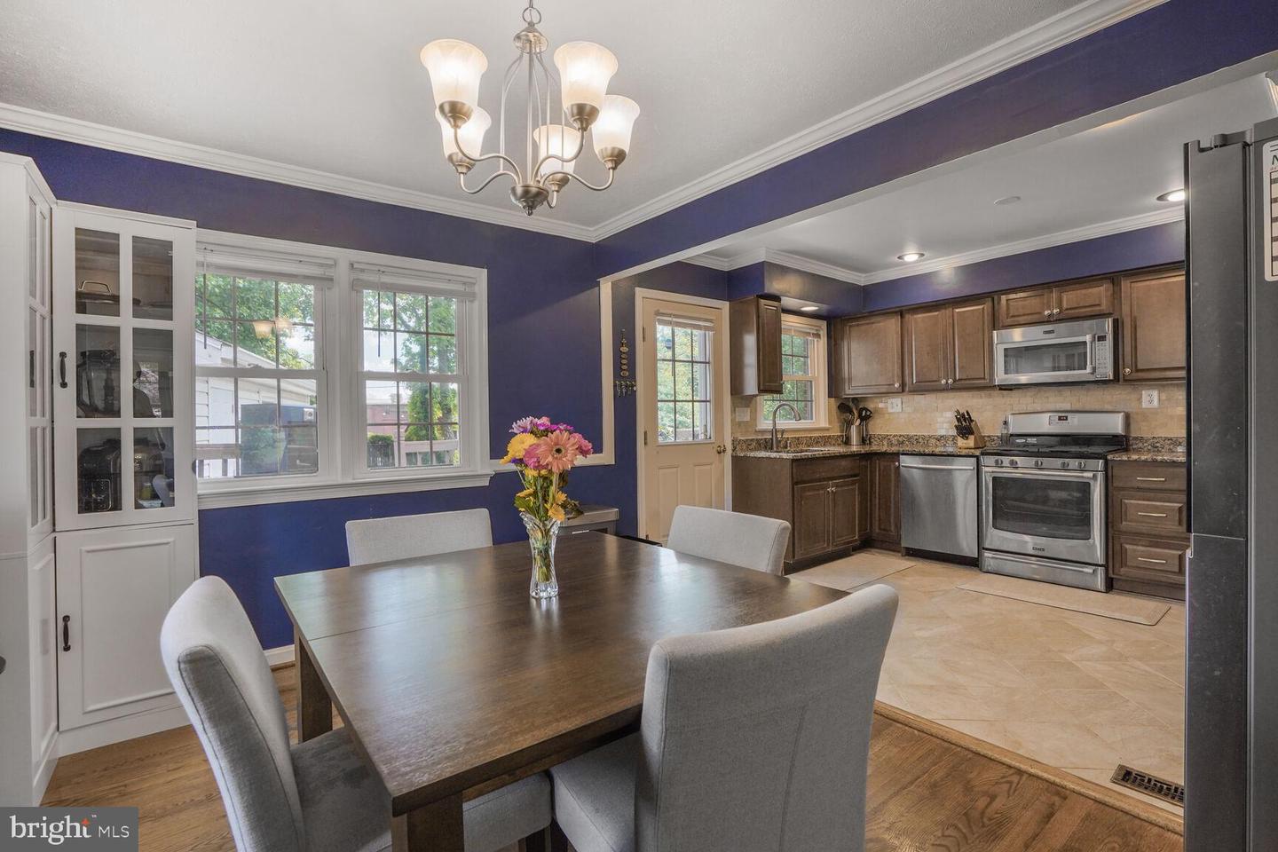 7039 CALAMO ST, SPRINGFIELD, Virginia 22150, 4 Bedrooms Bedrooms, ,2 BathroomsBathrooms,Residential,For sale,7039 CALAMO ST,VAFX2239406 MLS # VAFX2239406