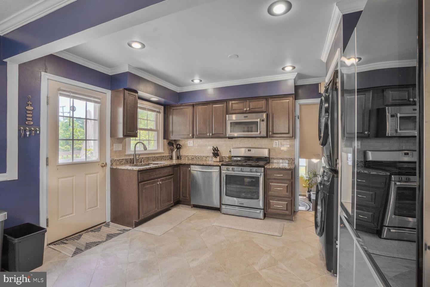 7039 CALAMO ST, SPRINGFIELD, Virginia 22150, 4 Bedrooms Bedrooms, ,2 BathroomsBathrooms,Residential,For sale,7039 CALAMO ST,VAFX2239406 MLS # VAFX2239406