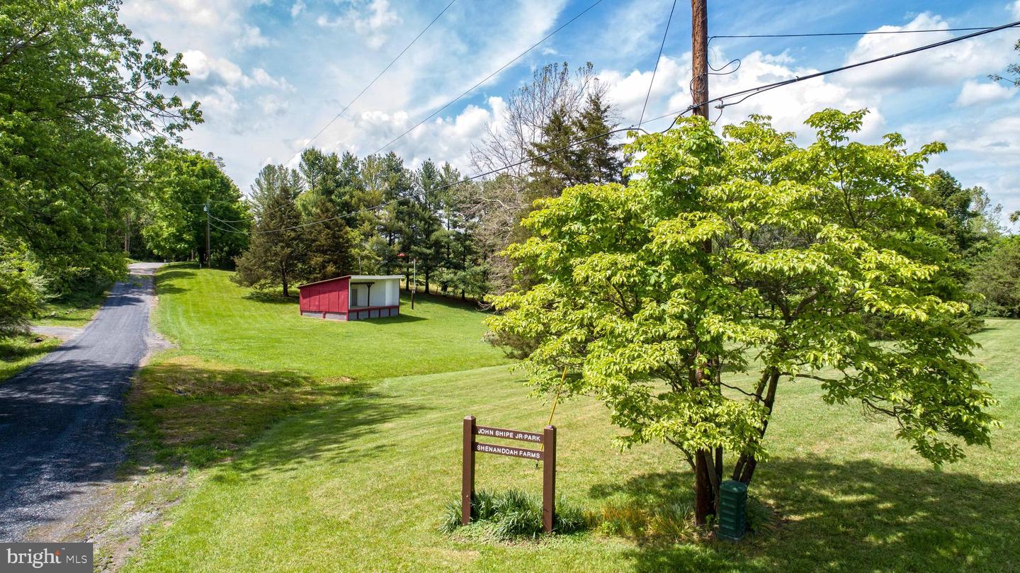 LOT 62 ROACHES RUN RD, FRONT ROYAL, Virginia 22630, ,Land,For sale,LOT 62 ROACHES RUN RD,VAWR2010460 MLS # VAWR2010460