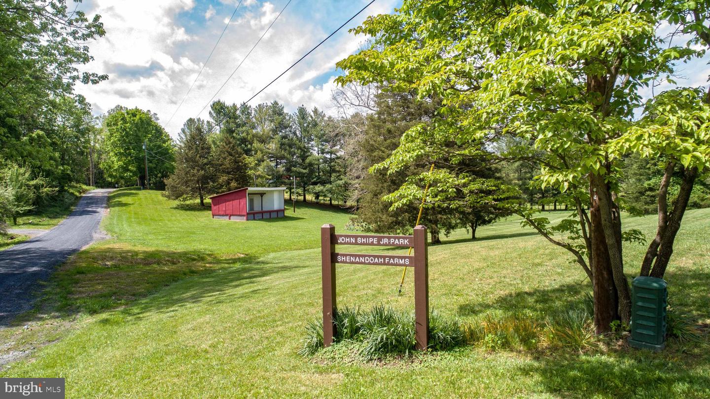 LOT 62 ROACHES RUN RD, FRONT ROYAL, Virginia 22630, ,Land,For sale,LOT 62 ROACHES RUN RD,VAWR2010460 MLS # VAWR2010460