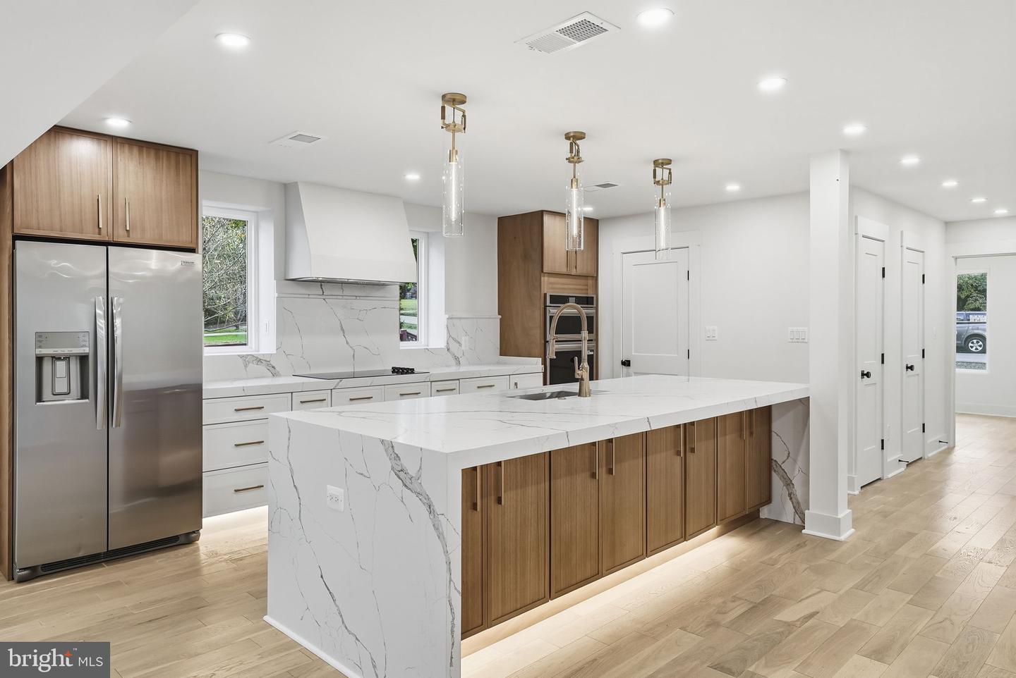 2919 FAIRHILL RD, FAIRFAX, Virginia 22031, 6 Bedrooms Bedrooms, ,4 BathroomsBathrooms,Residential,For sale,2919 FAIRHILL RD,VAFX2224458 MLS # VAFX2224458