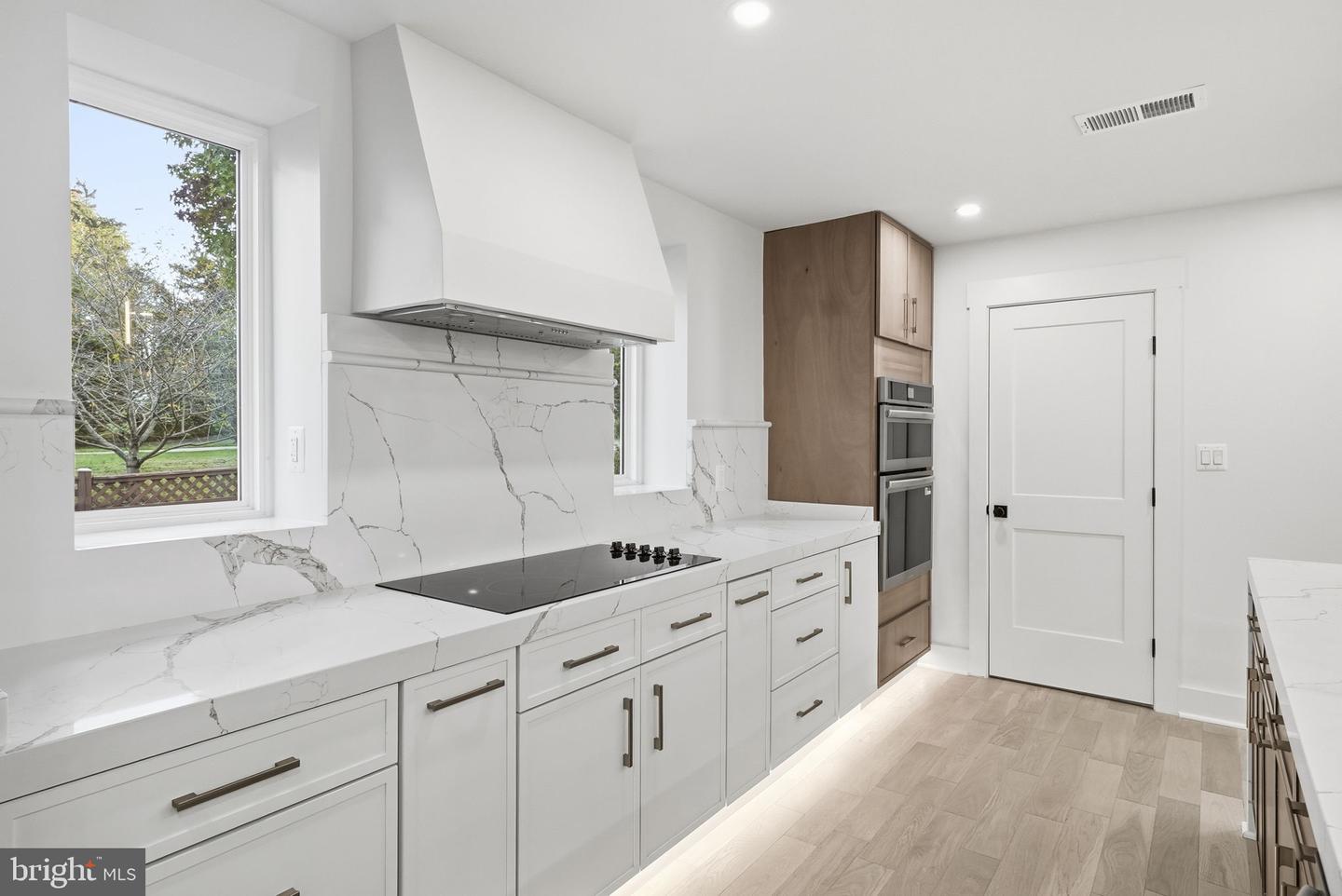 2919 FAIRHILL RD, FAIRFAX, Virginia 22031, 6 Bedrooms Bedrooms, ,4 BathroomsBathrooms,Residential,For sale,2919 FAIRHILL RD,VAFX2224458 MLS # VAFX2224458