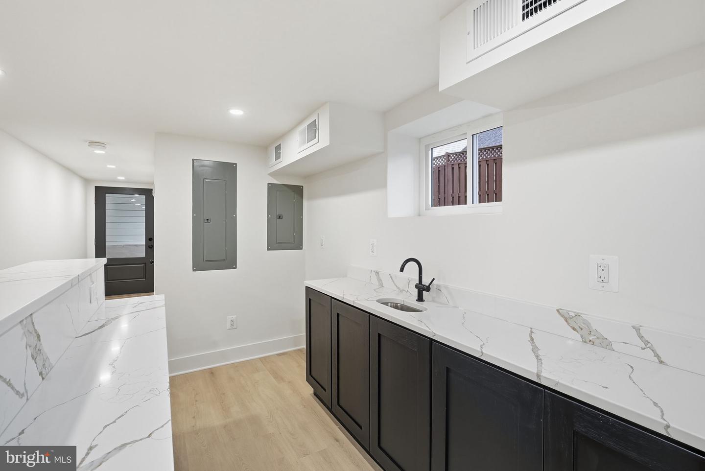 2919 FAIRHILL RD, FAIRFAX, Virginia 22031, 6 Bedrooms Bedrooms, ,4 BathroomsBathrooms,Residential,For sale,2919 FAIRHILL RD,VAFX2224458 MLS # VAFX2224458