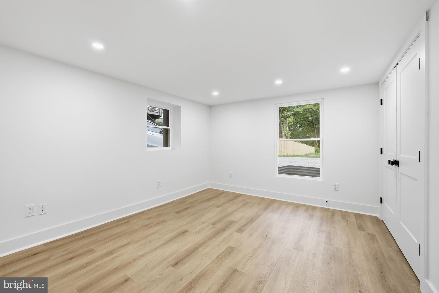 2919 FAIRHILL RD, FAIRFAX, Virginia 22031, 6 Bedrooms Bedrooms, ,4 BathroomsBathrooms,Residential,For sale,2919 FAIRHILL RD,VAFX2224458 MLS # VAFX2224458