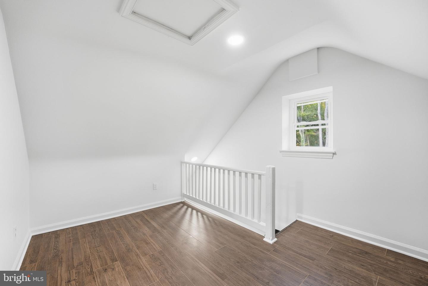 2919 FAIRHILL RD, FAIRFAX, Virginia 22031, 6 Bedrooms Bedrooms, ,4 BathroomsBathrooms,Residential,For sale,2919 FAIRHILL RD,VAFX2224458 MLS # VAFX2224458