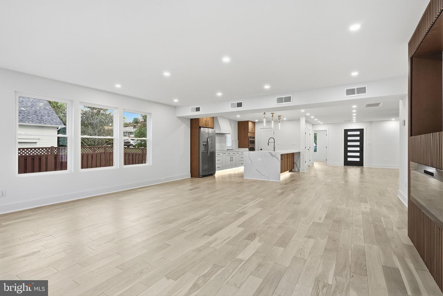 2919 FAIRHILL RD, FAIRFAX, Virginia 22031, 6 Bedrooms Bedrooms, ,4 BathroomsBathrooms,Residential,For sale,2919 FAIRHILL RD,VAFX2224458 MLS # VAFX2224458