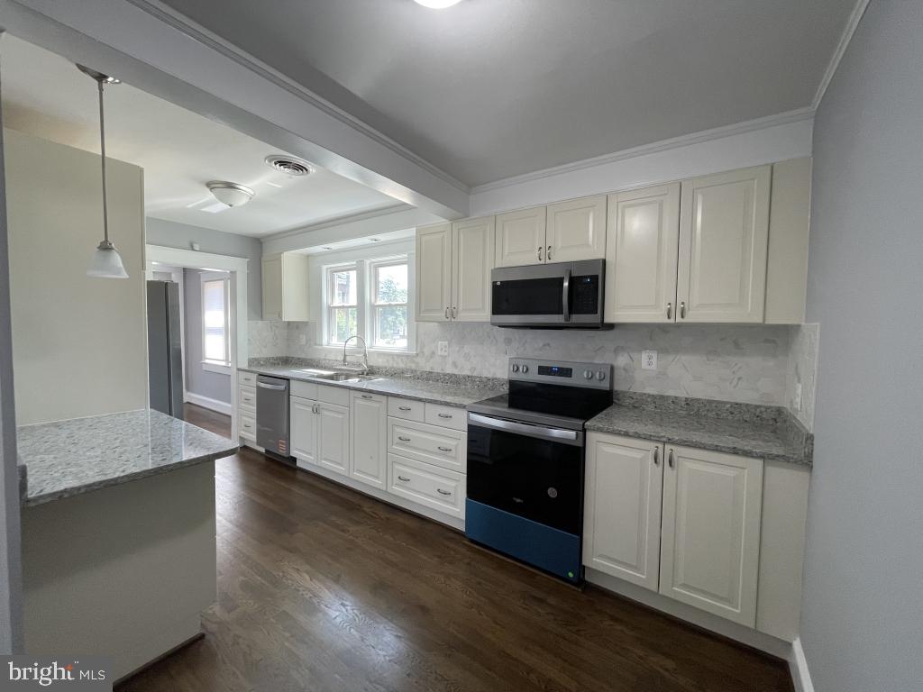 309 PROGRESS ST, FREDERICKSBURG, Virginia 22401, 2 Bedrooms Bedrooms, ,1 BathroomBathrooms,Residential,For sale,309 PROGRESS ST,VAFB2008438 MLS # VAFB2008438