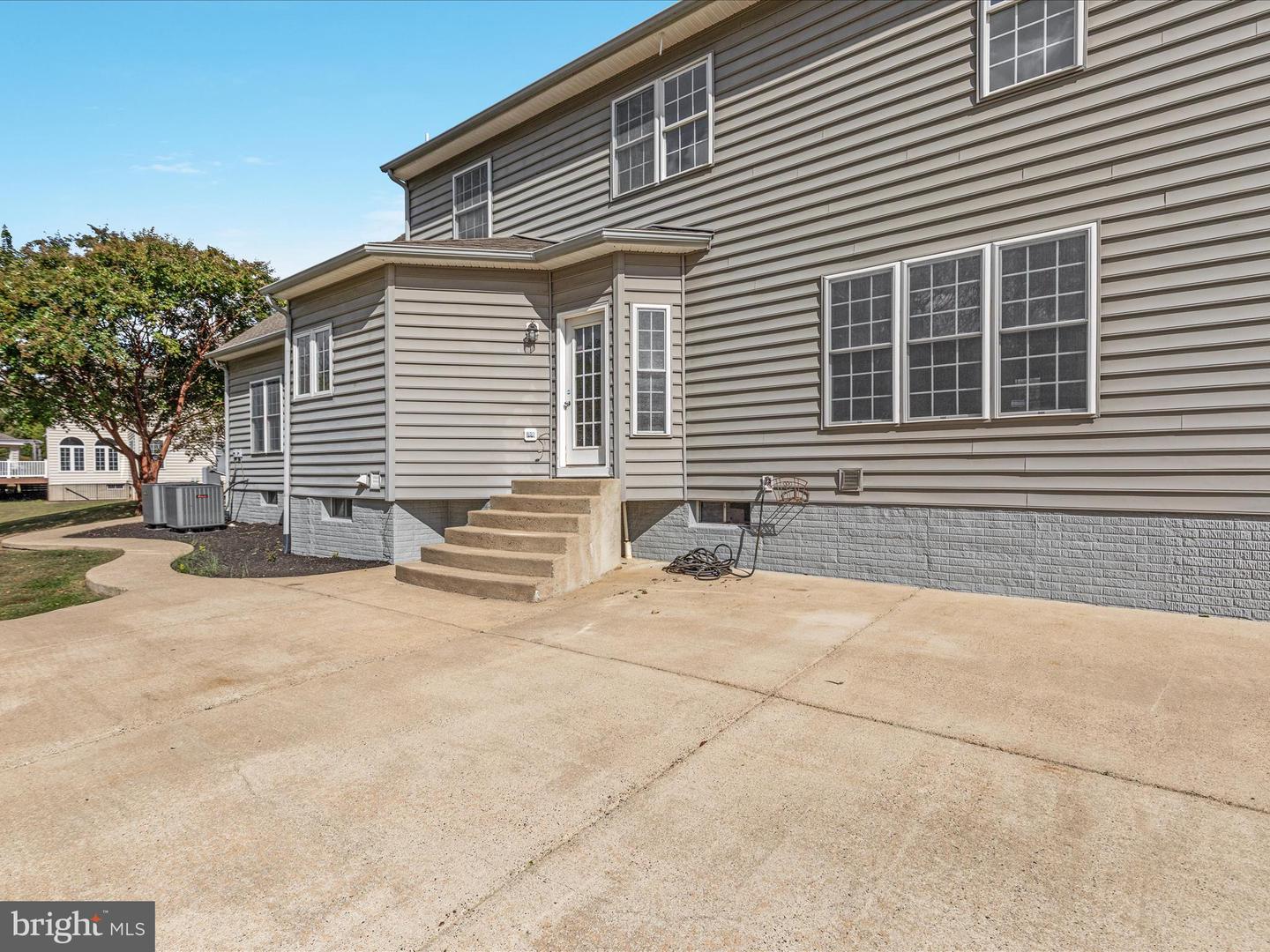6926 EMMA CT, WARRENTON, Virginia 20187, 5 Bedrooms Bedrooms, ,4 BathroomsBathrooms,Residential,For sale,6926 EMMA CT,VAFQ2017112 MLS # VAFQ2017112