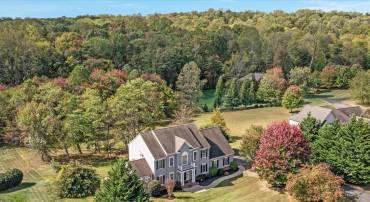 6926 EMMA CT, WARRENTON, Virginia 20187, 5 Bedrooms Bedrooms, ,4 BathroomsBathrooms,Residential,For sale,6926 EMMA CT,VAFQ2017112 MLS # VAFQ2017112