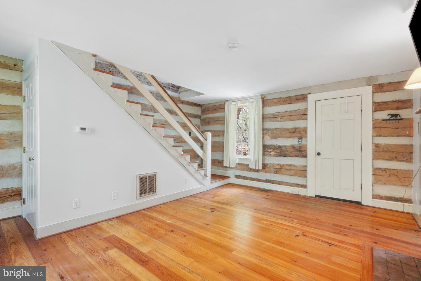 121 YARNICK RD, GREAT FALLS, Virginia 22066, ,Land,For sale,121 YARNICK RD,VAFX2274744 MLS # VAFX2274744