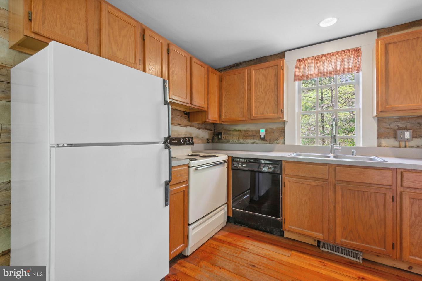 121 YARNICK RD, GREAT FALLS, Virginia 22066, ,Land,For sale,121 YARNICK RD,VAFX2274744 MLS # VAFX2274744