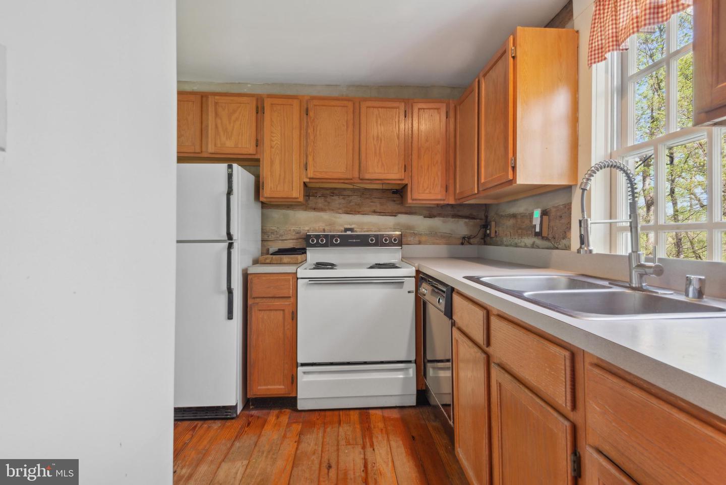 121 YARNICK RD, GREAT FALLS, Virginia 22066, ,Land,For sale,121 YARNICK RD,VAFX2274744 MLS # VAFX2274744