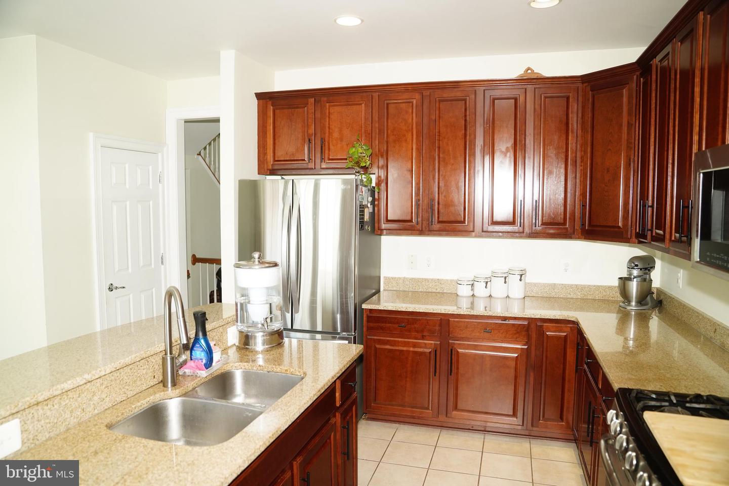 43610 MCKAY TER, CHANTILLY, Virginia 20152, 3 Bedrooms Bedrooms, ,2 BathroomsBathrooms,Residential,For sale,43610 MCKAY TER,VALO2103074 MLS # VALO2103074