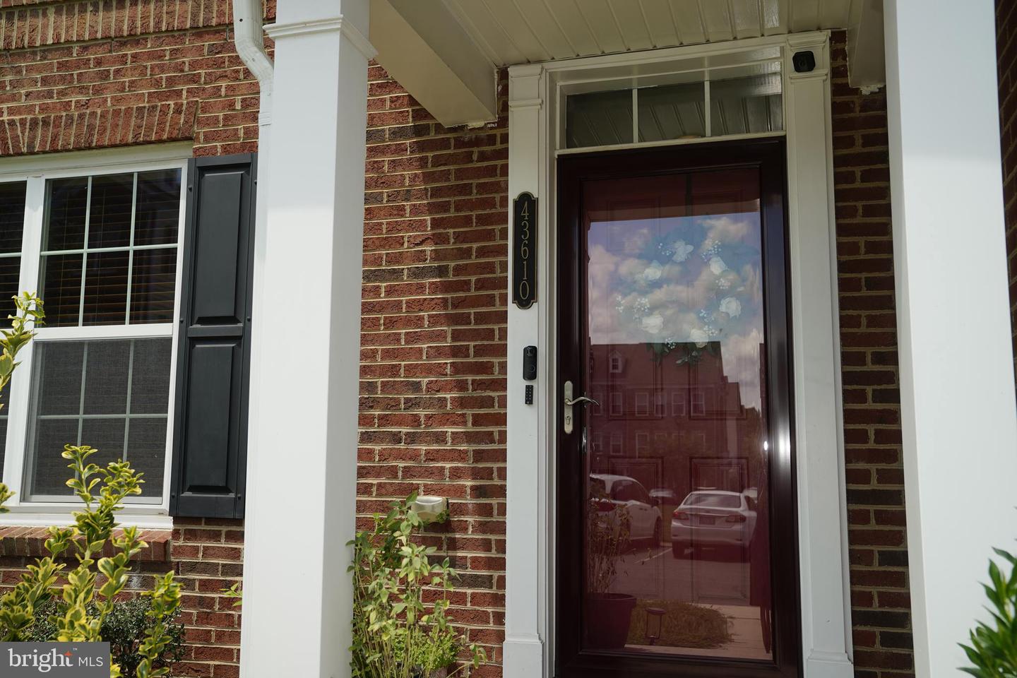 43610 MCKAY TER, CHANTILLY, Virginia 20152, 3 Bedrooms Bedrooms, ,2 BathroomsBathrooms,Residential,For sale,43610 MCKAY TER,VALO2103074 MLS # VALO2103074