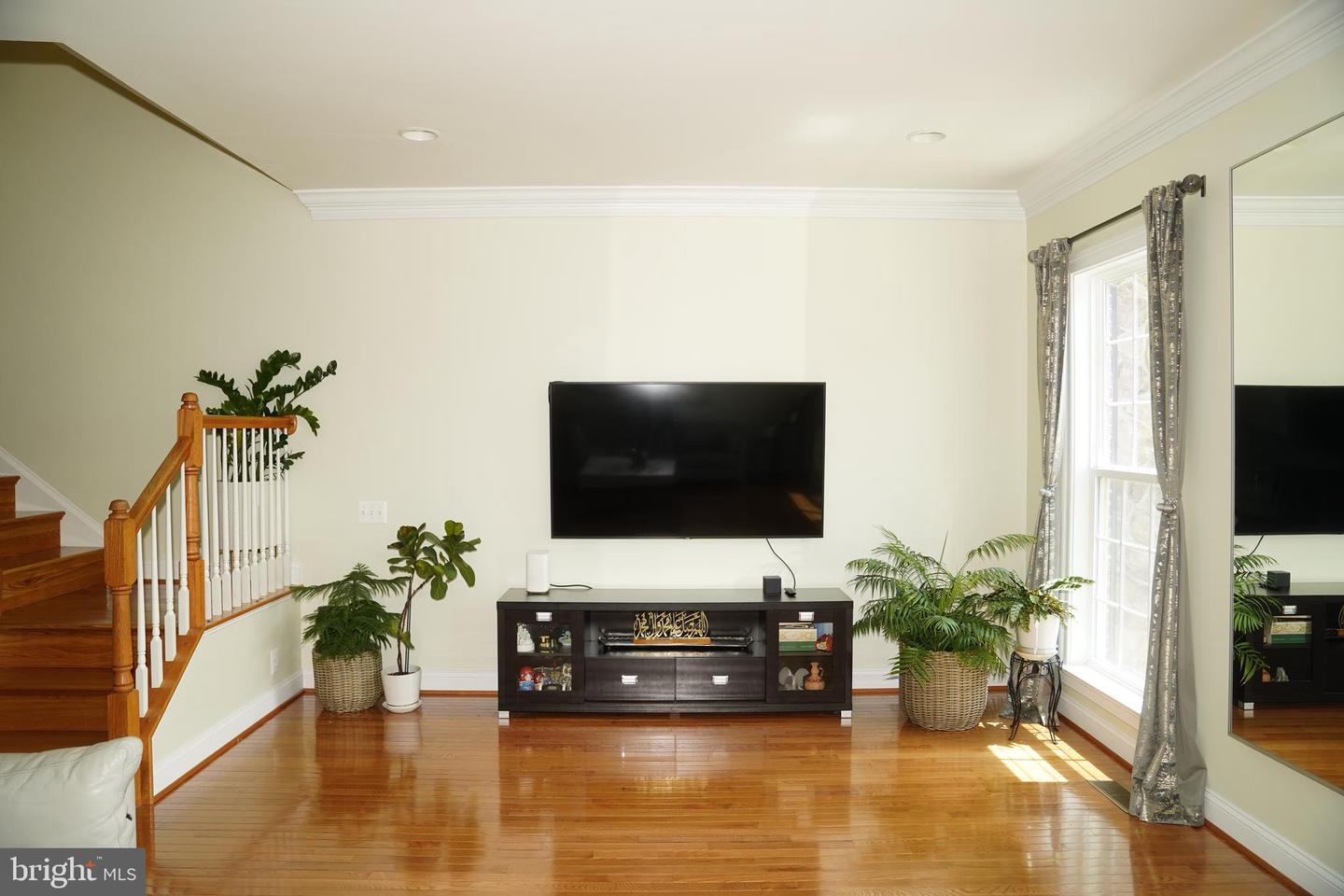 43610 MCKAY TER, CHANTILLY, Virginia 20152, 3 Bedrooms Bedrooms, ,2 BathroomsBathrooms,Residential,For sale,43610 MCKAY TER,VALO2103074 MLS # VALO2103074