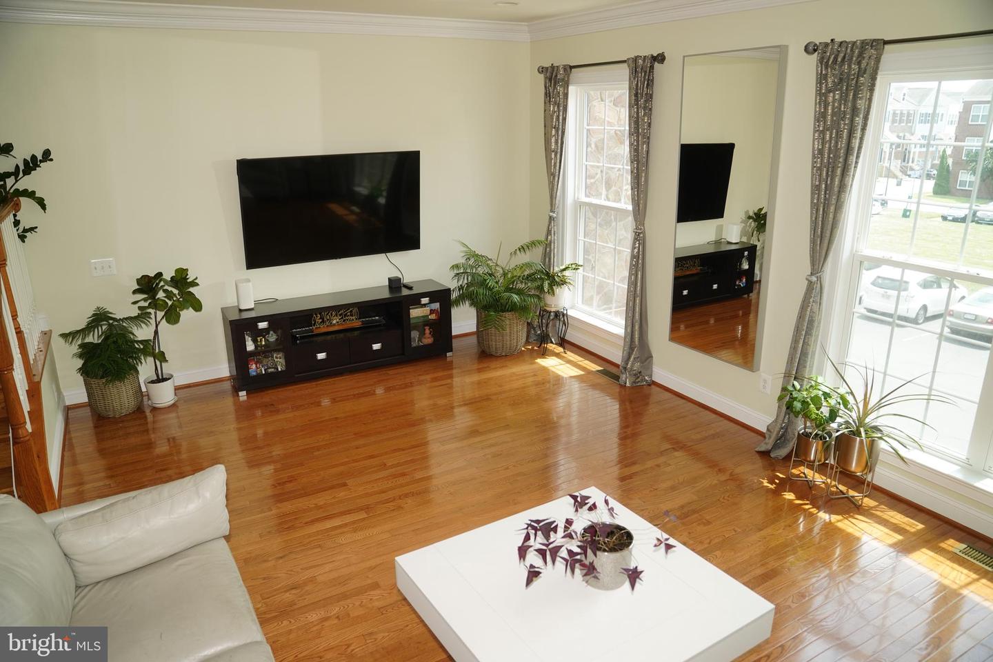 43610 MCKAY TER, CHANTILLY, Virginia 20152, 3 Bedrooms Bedrooms, ,2 BathroomsBathrooms,Residential,For sale,43610 MCKAY TER,VALO2103074 MLS # VALO2103074