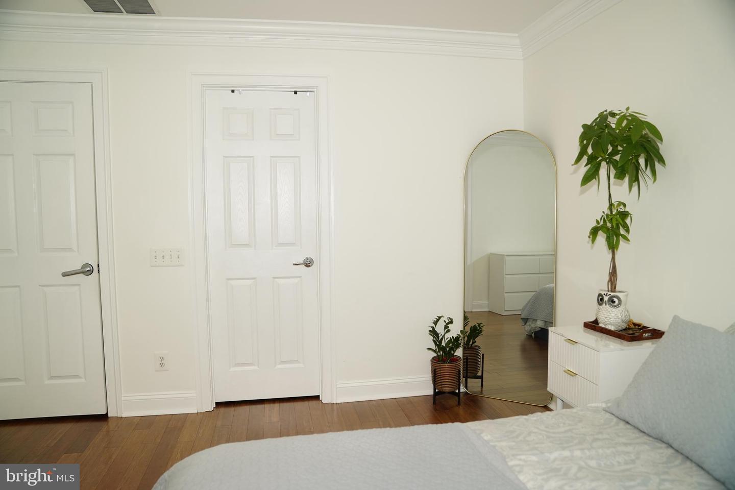 43610 MCKAY TER, CHANTILLY, Virginia 20152, 3 Bedrooms Bedrooms, ,2 BathroomsBathrooms,Residential,For sale,43610 MCKAY TER,VALO2103074 MLS # VALO2103074