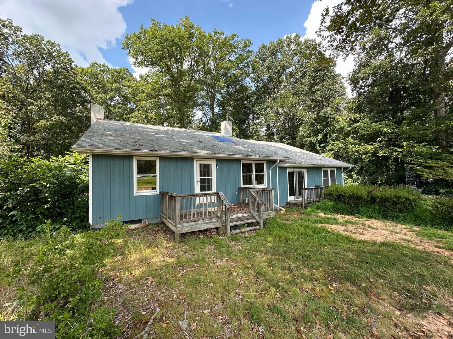 12365 HENDERSON RD, CLIFTON, Virginia 20124, 4 Bedrooms Bedrooms, ,3 BathroomsBathrooms,Residential,For sale,12365 HENDERSON RD,VAFX2261812 MLS # VAFX2261812