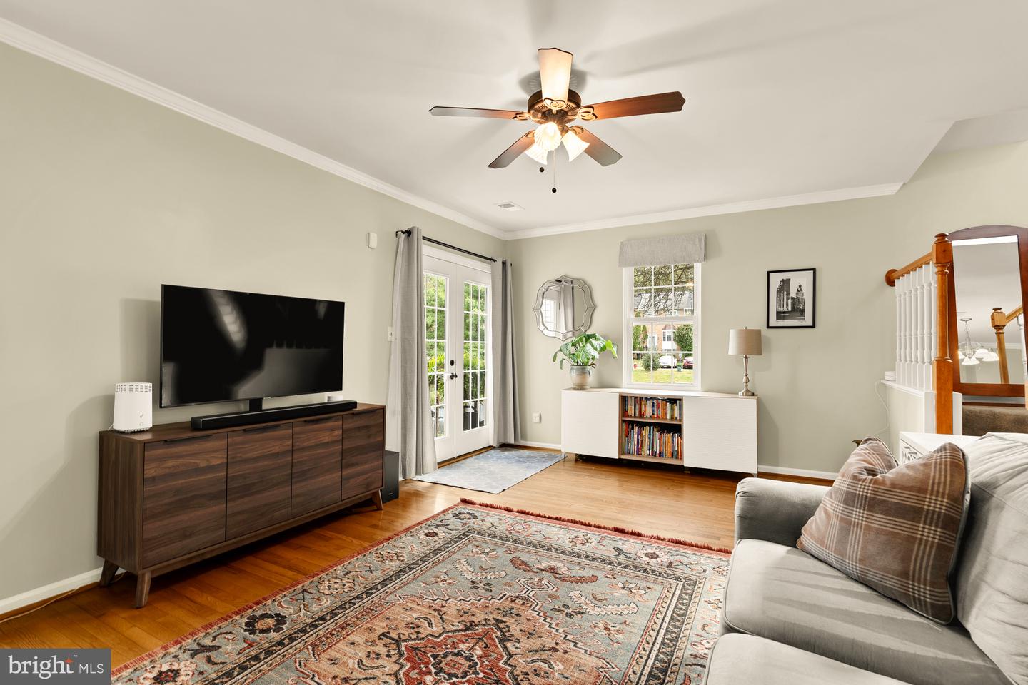 6728 CARDINAL WOODS CT, LORTON, Virginia 22079, 4 Bedrooms Bedrooms, ,3 BathroomsBathrooms,Residential,For sale,6728 CARDINAL WOODS CT,VAFX2263152 MLS # VAFX2263152